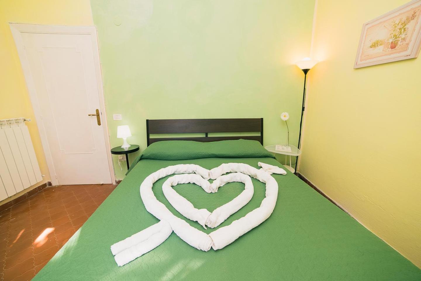 Double Room with Private Bathroom photo 3