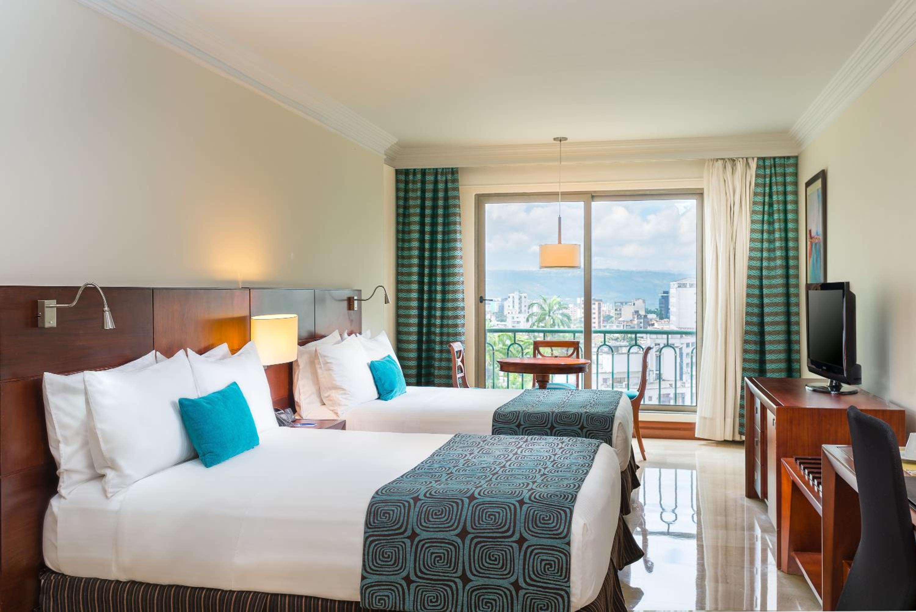 Standard Double Room with Two Double Beds - Photo 9