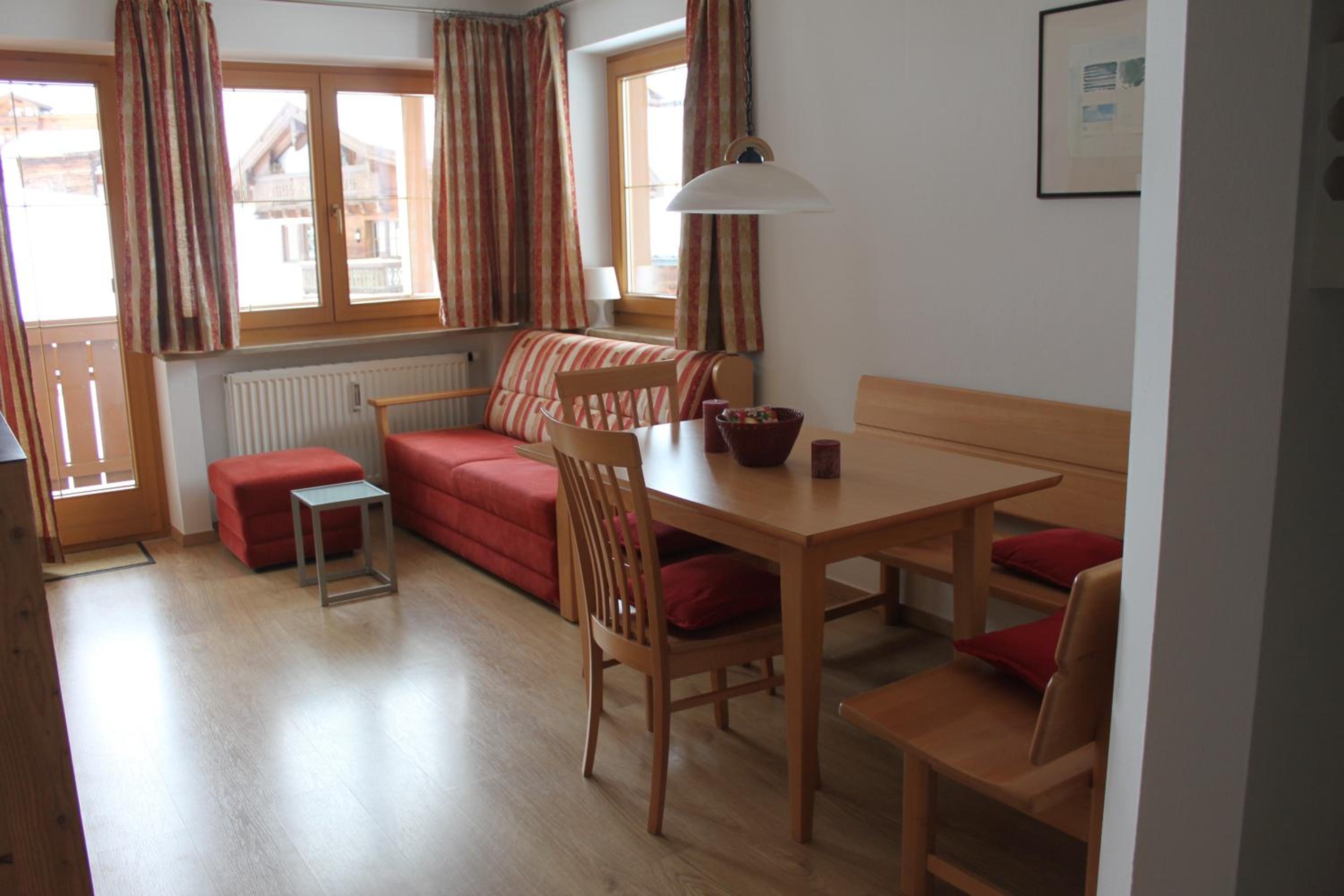 Apartment with Mountain View photo 1