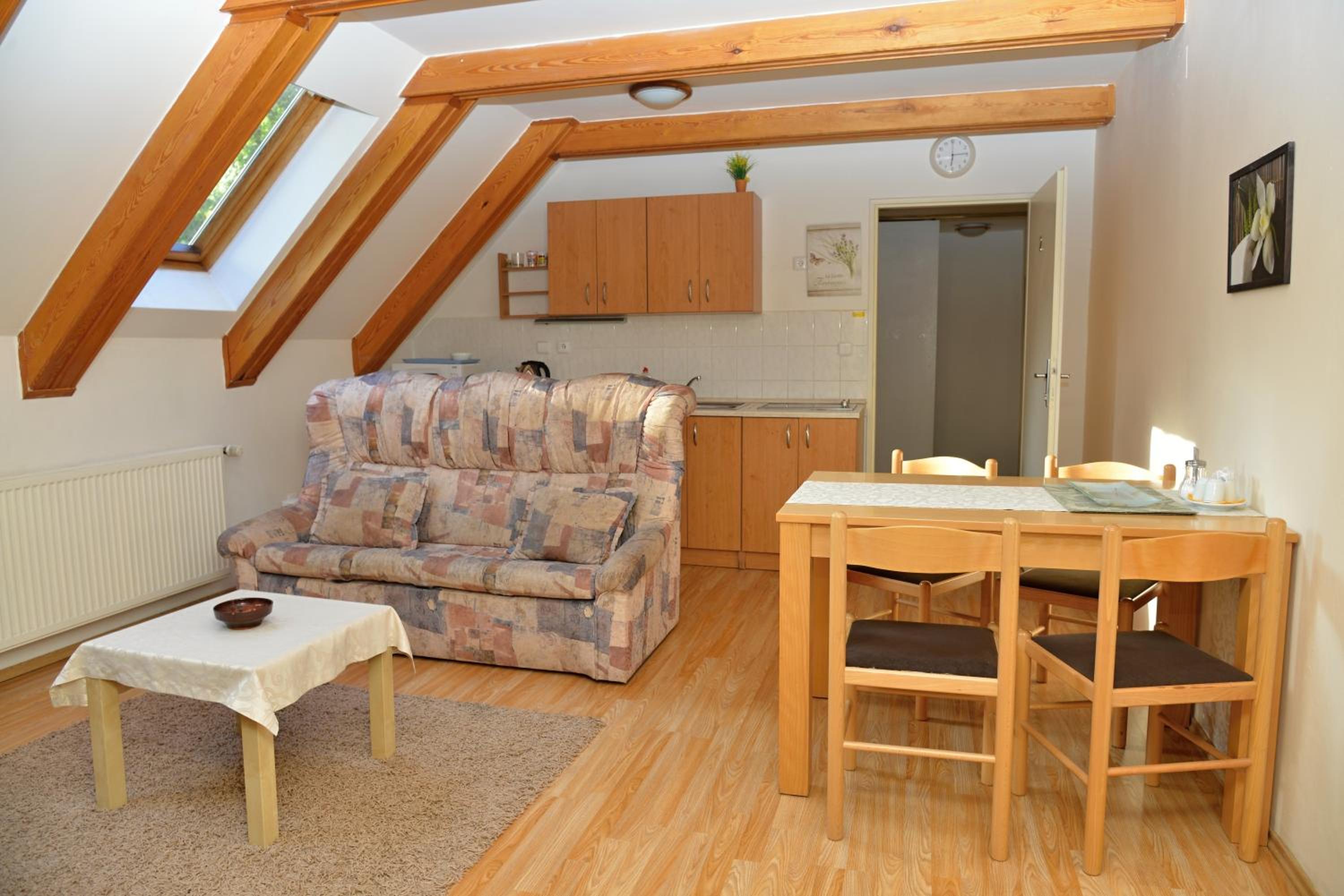 Two-Bedroom Suite photo 3