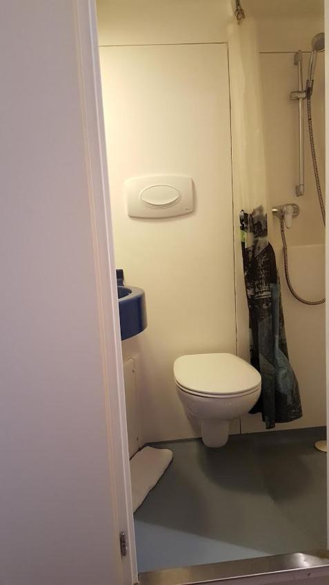 Double Room - Photo 18