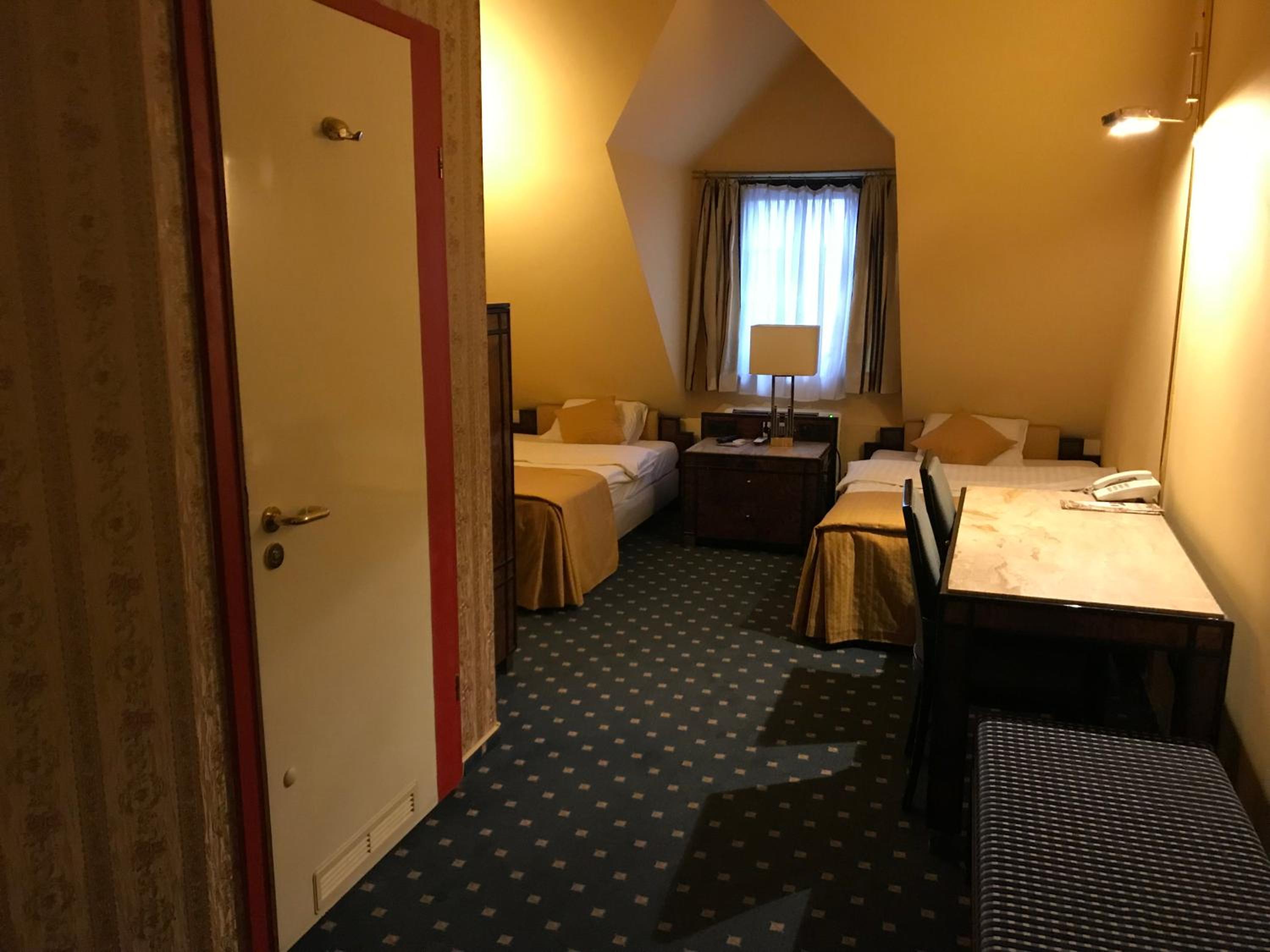 Double Room - Photo 29