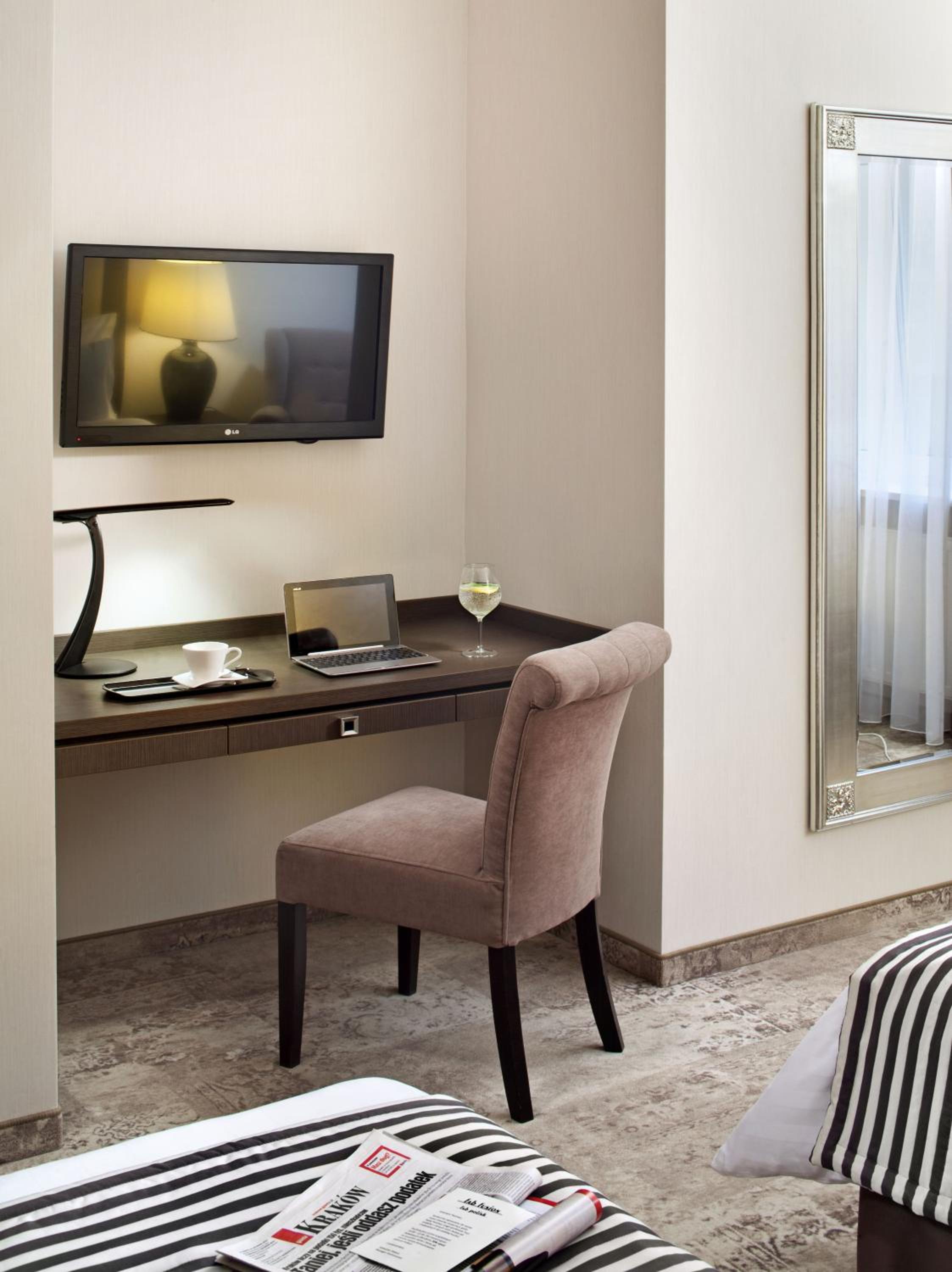 Classic Double or Twin Room photo 3