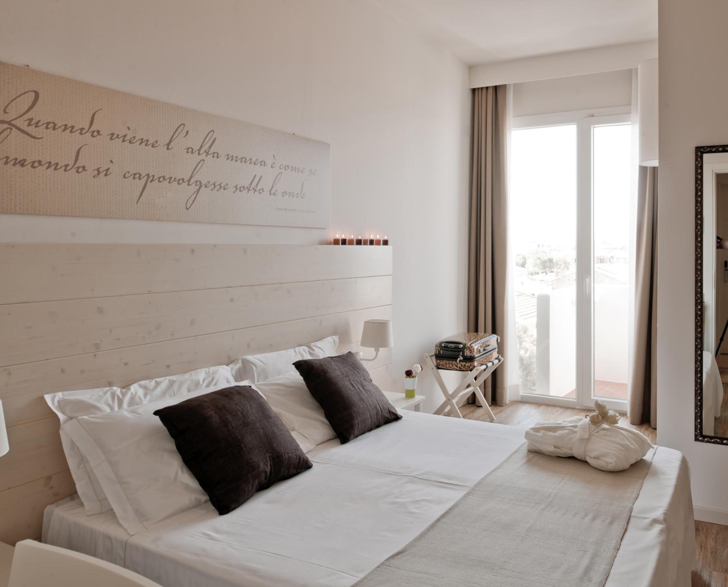 Superior Double or Twin Room - Photo 1