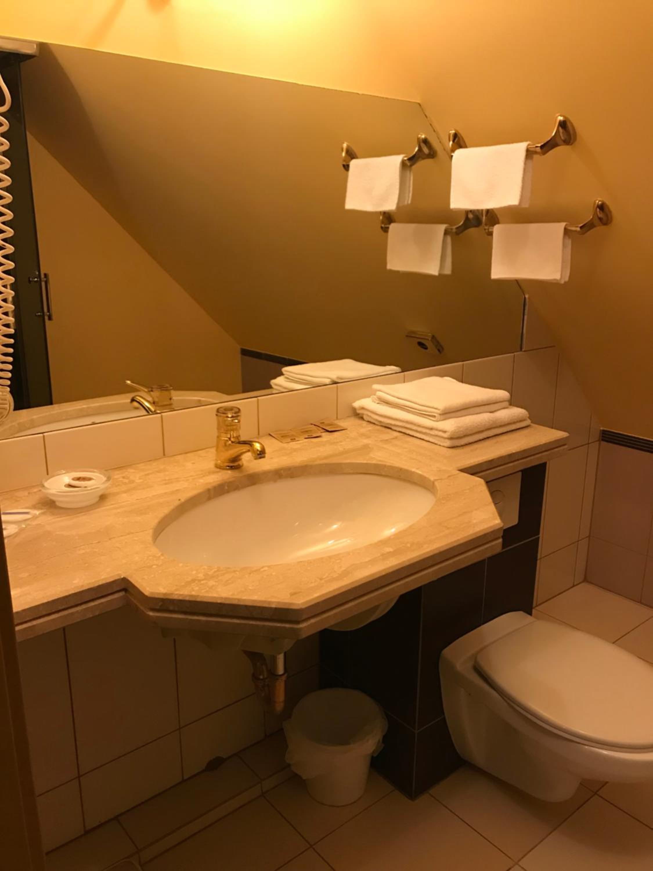 Double Room - Photo 15
