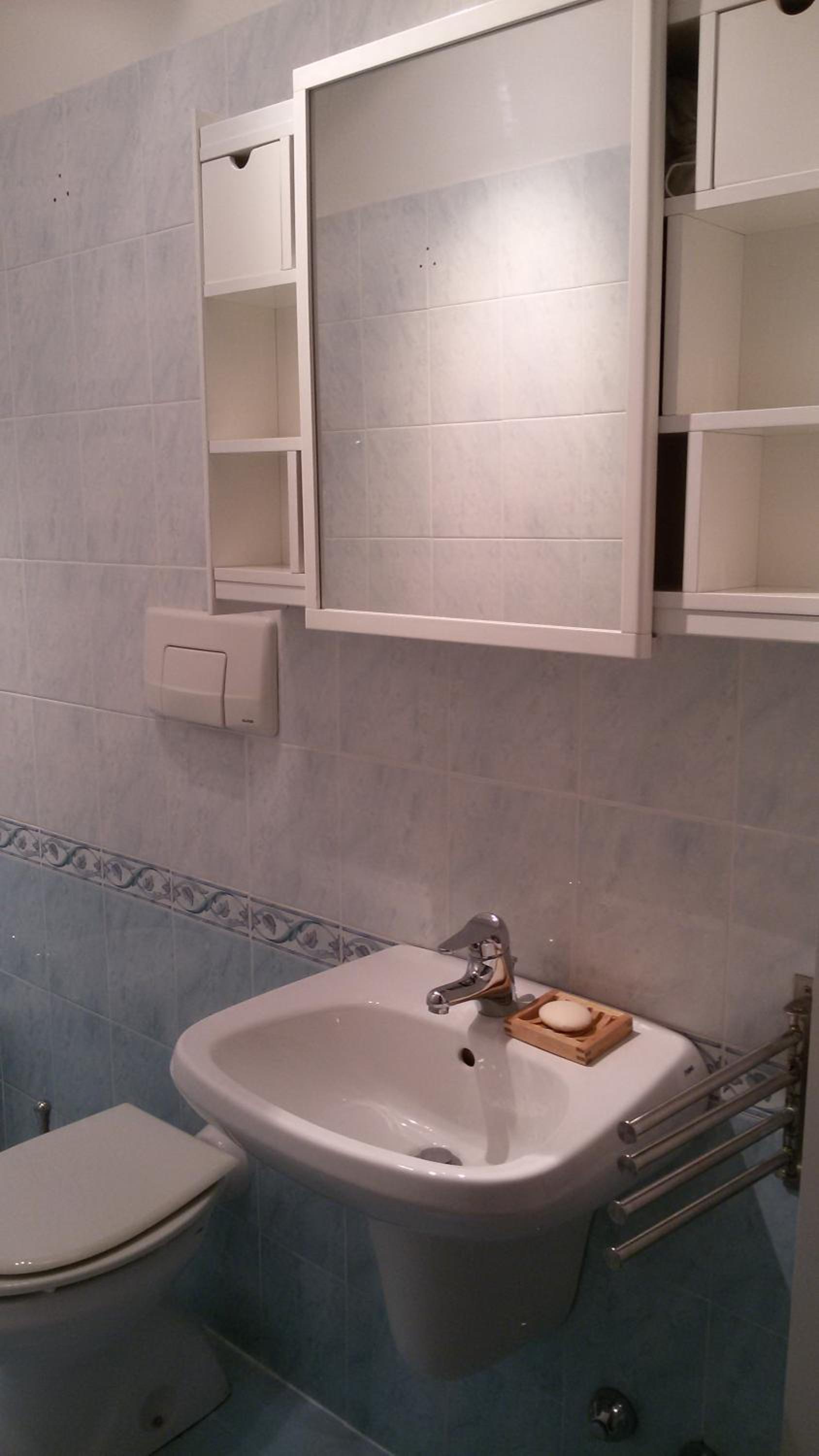 Apartment with Terrace - Photo 31