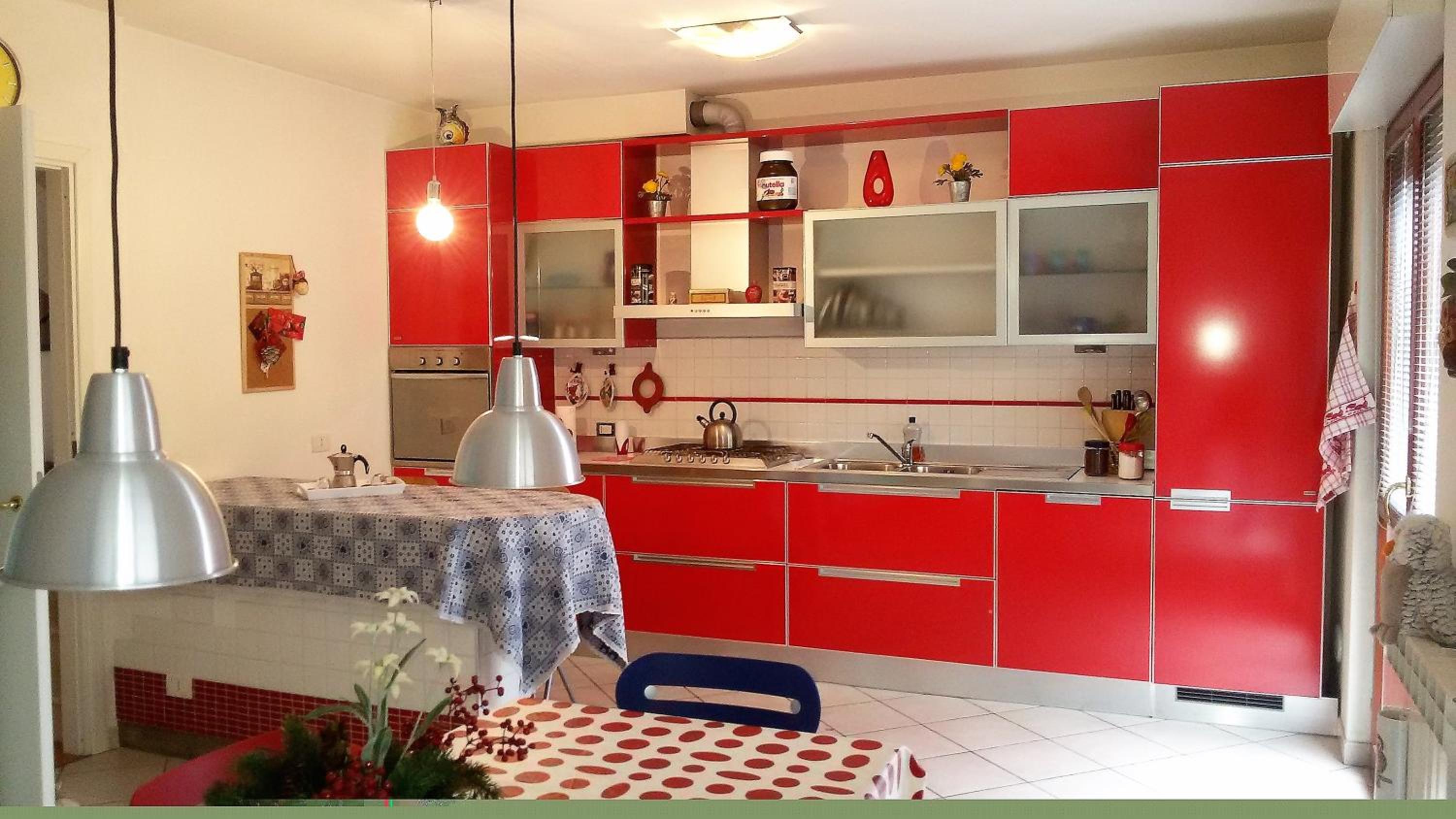 Apartment with Terrace - Photo 18