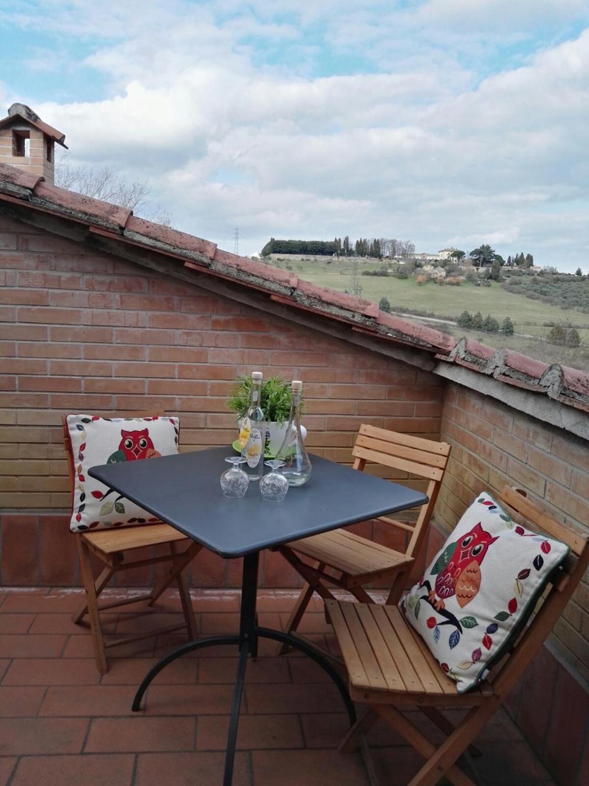 Apartment with Terrace - Photo 36