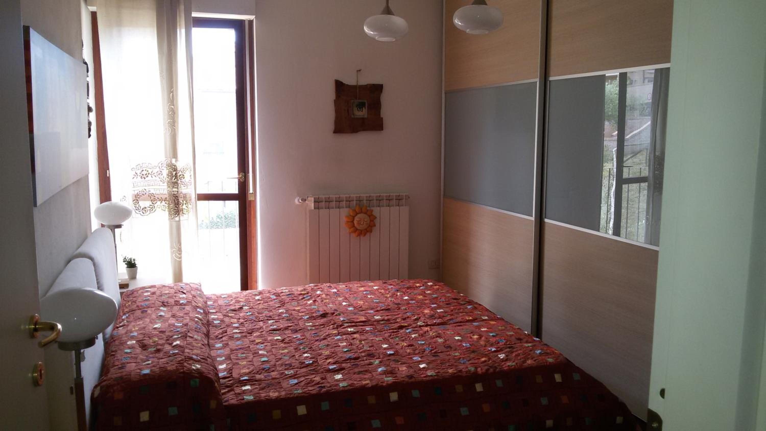 Apartment with Terrace - Photo 29