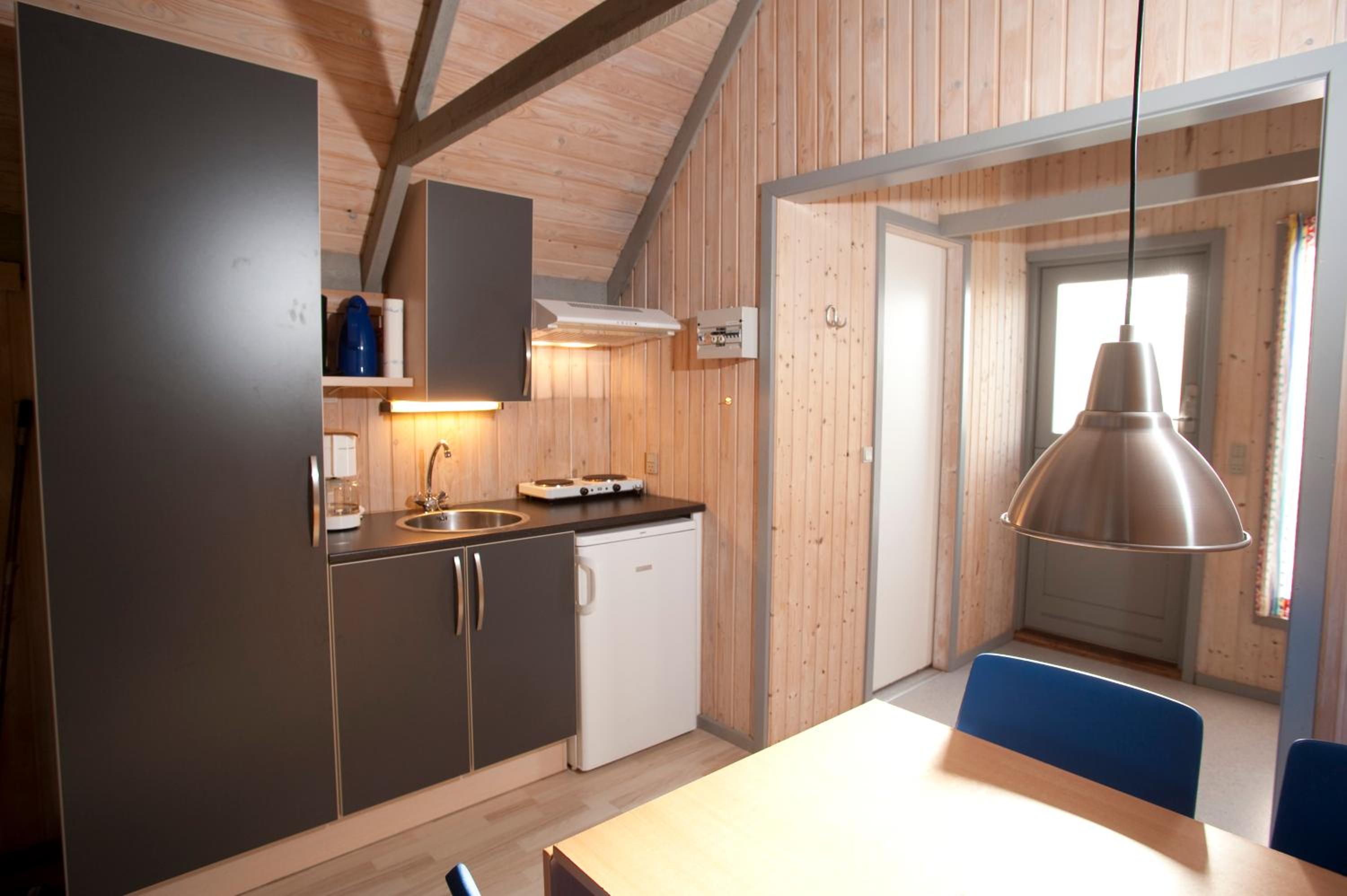 Cottage with Shared Bathroom (5 Adults) photo 2