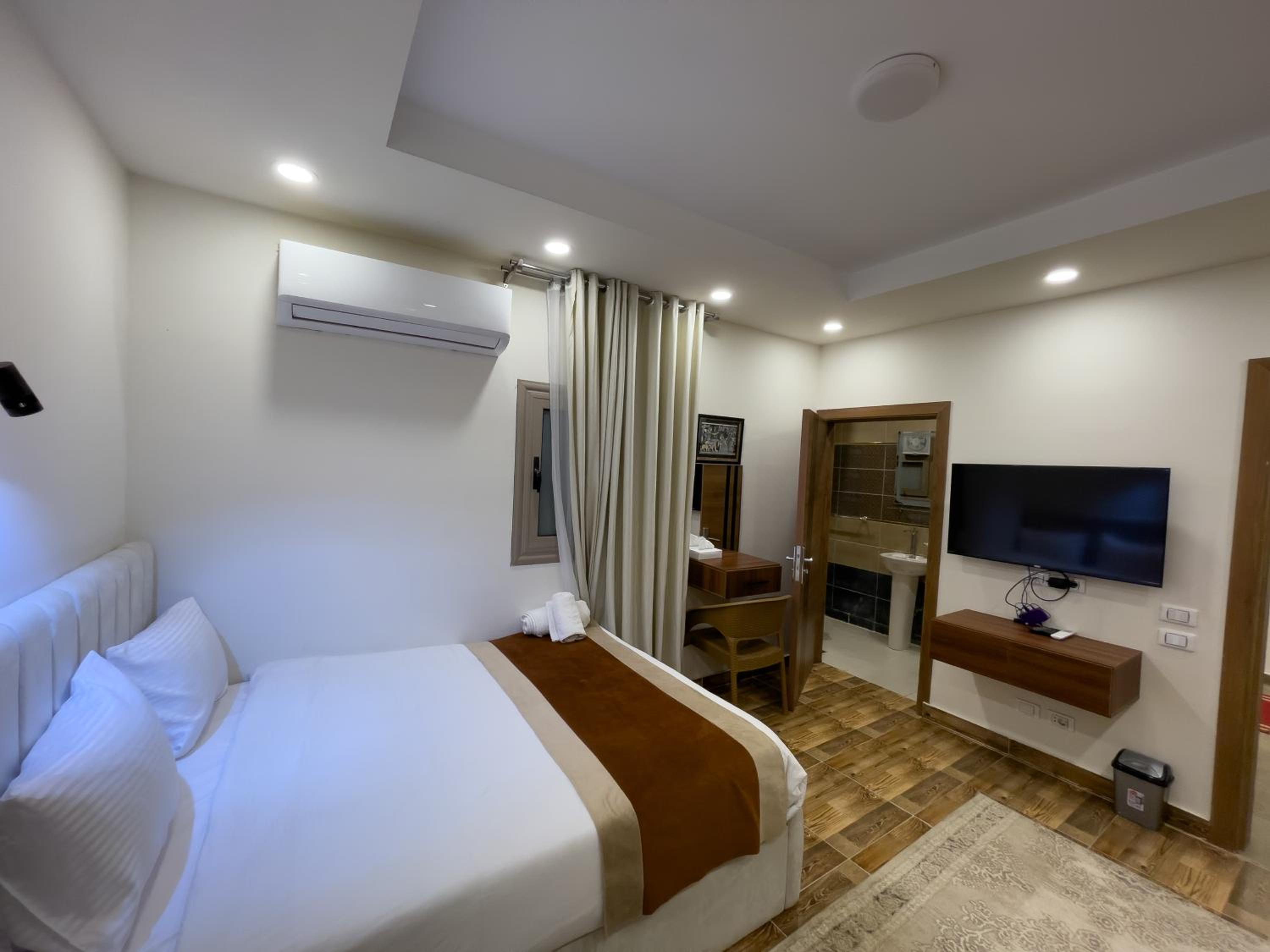 Economy Double Room