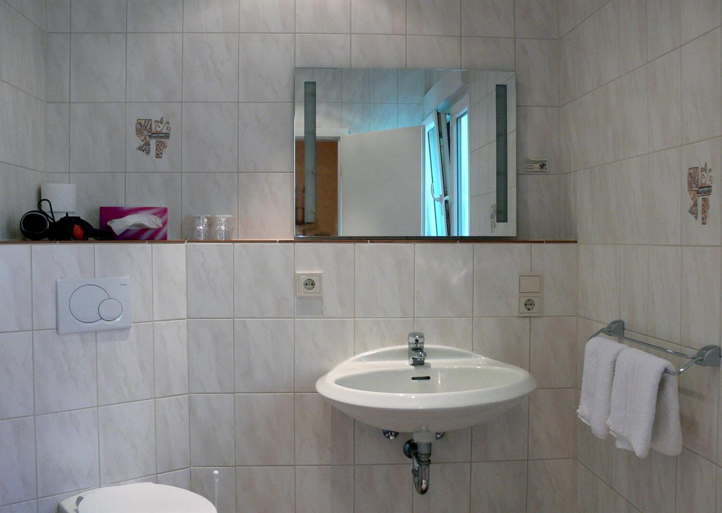 Double Room - Photo 2