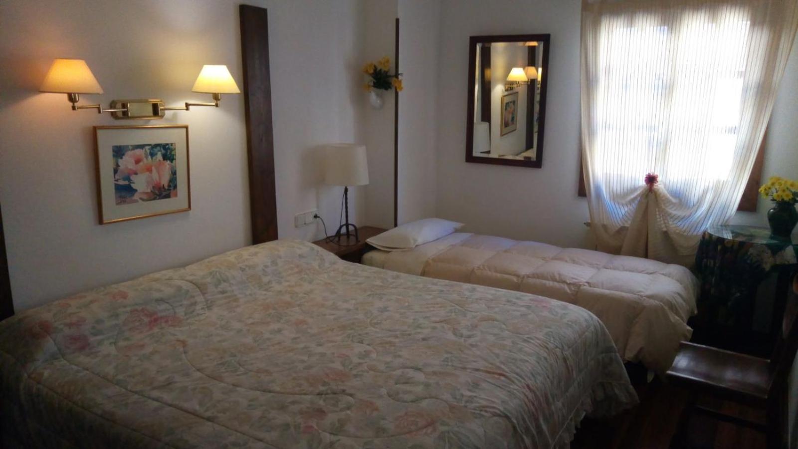 Standard Triple Room - Photo 5