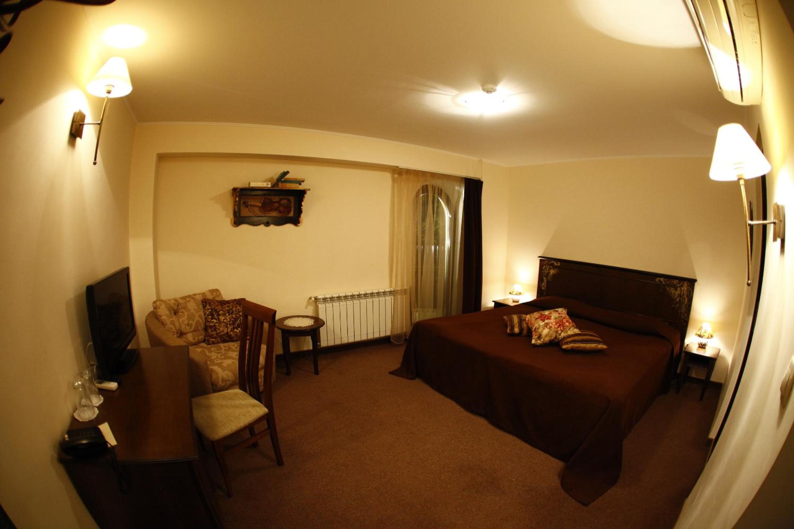 Double Room photo 3