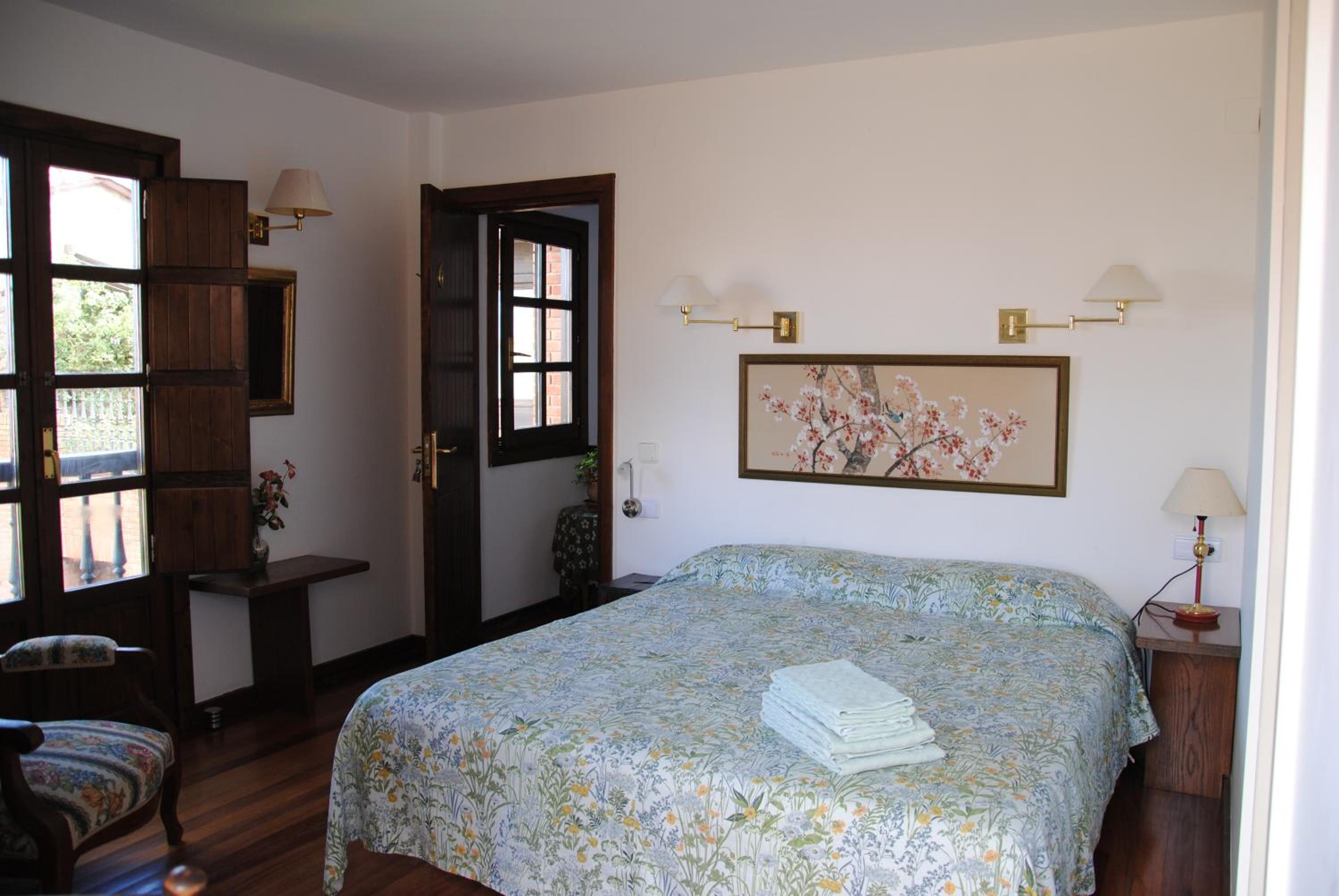 Superior Double Room - Photo 3
