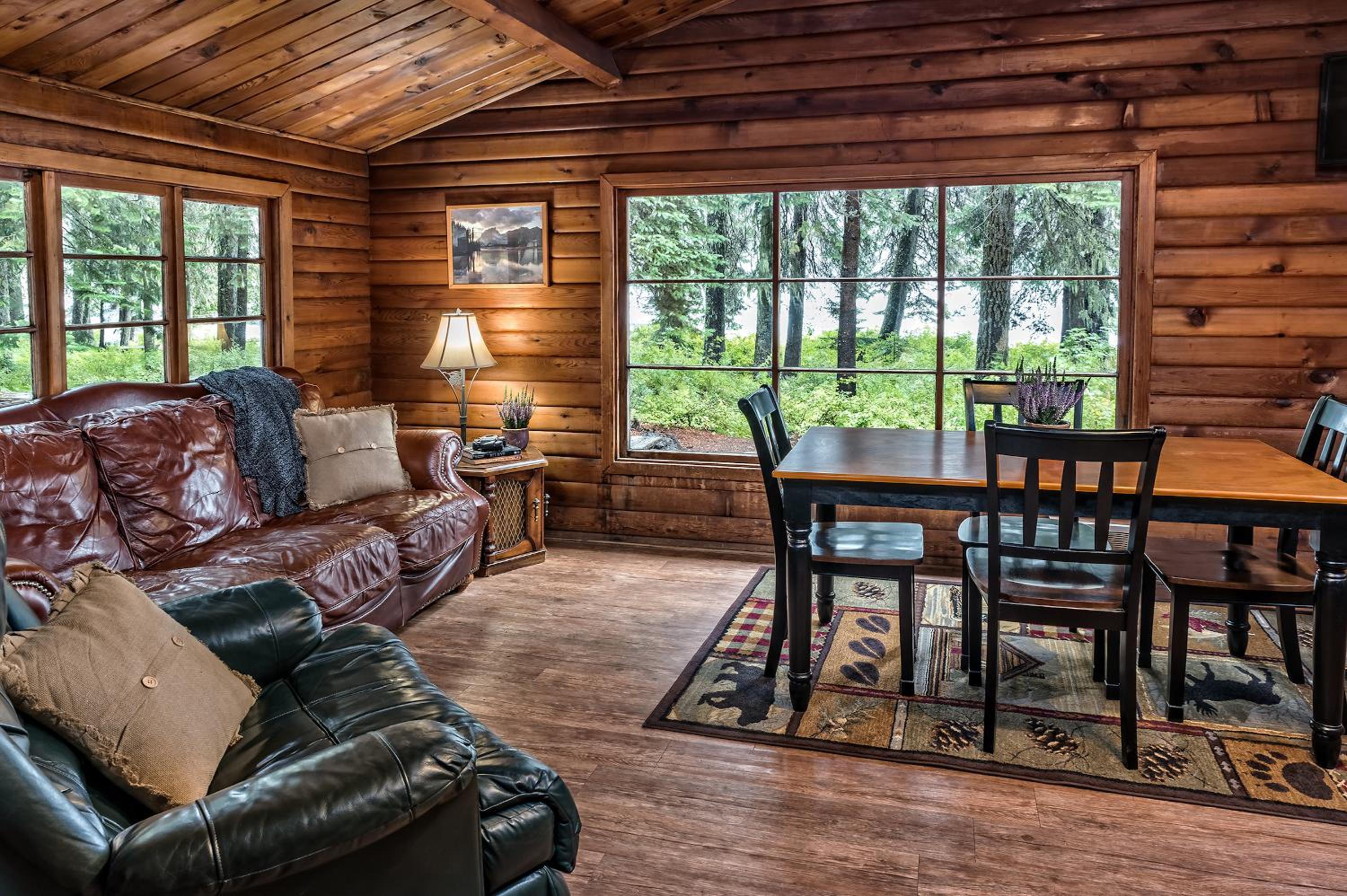 Two-Bedroom Cabin  photo 1