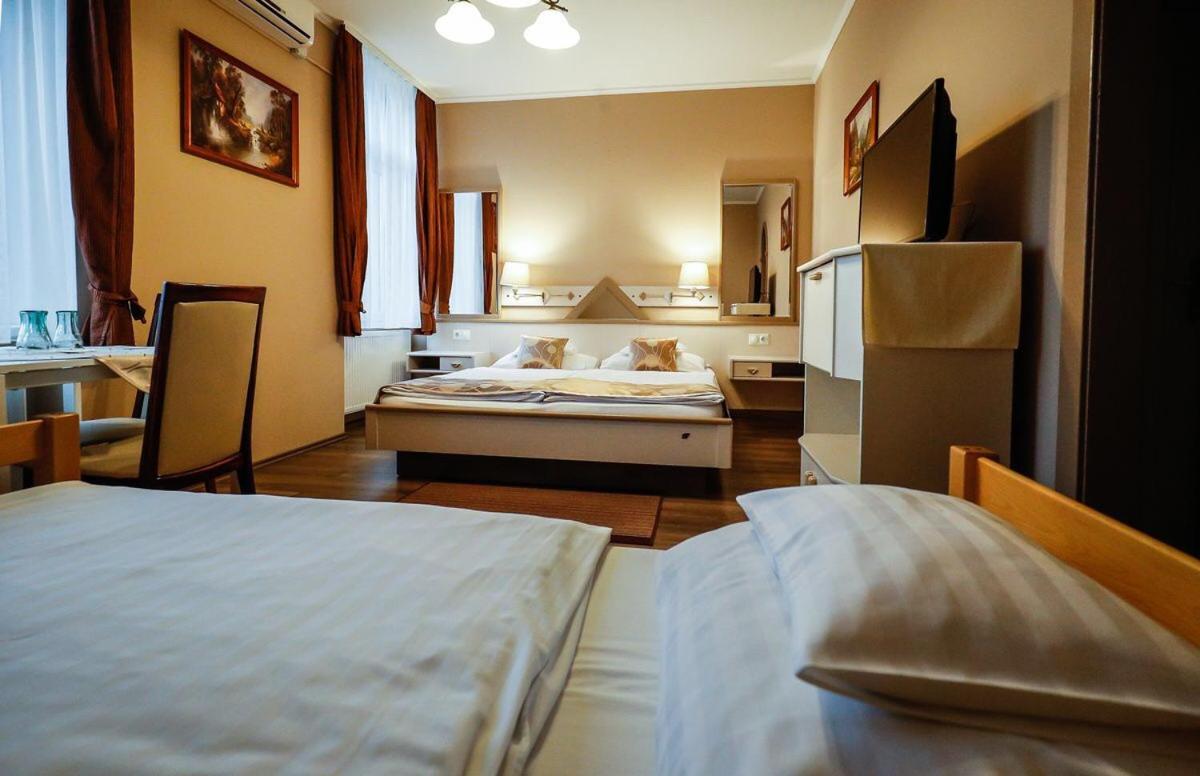 Triple Room photo 2