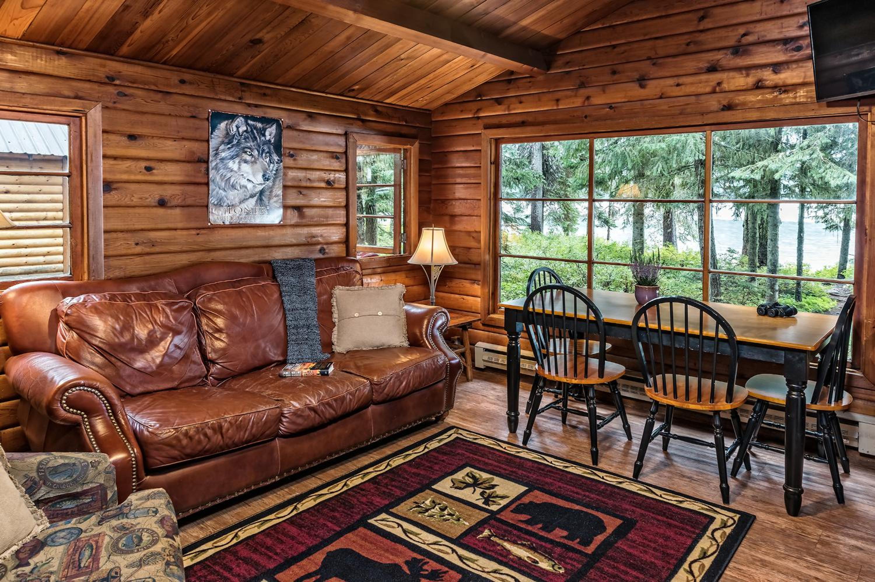 Two-Bedroom Cottage photo 3