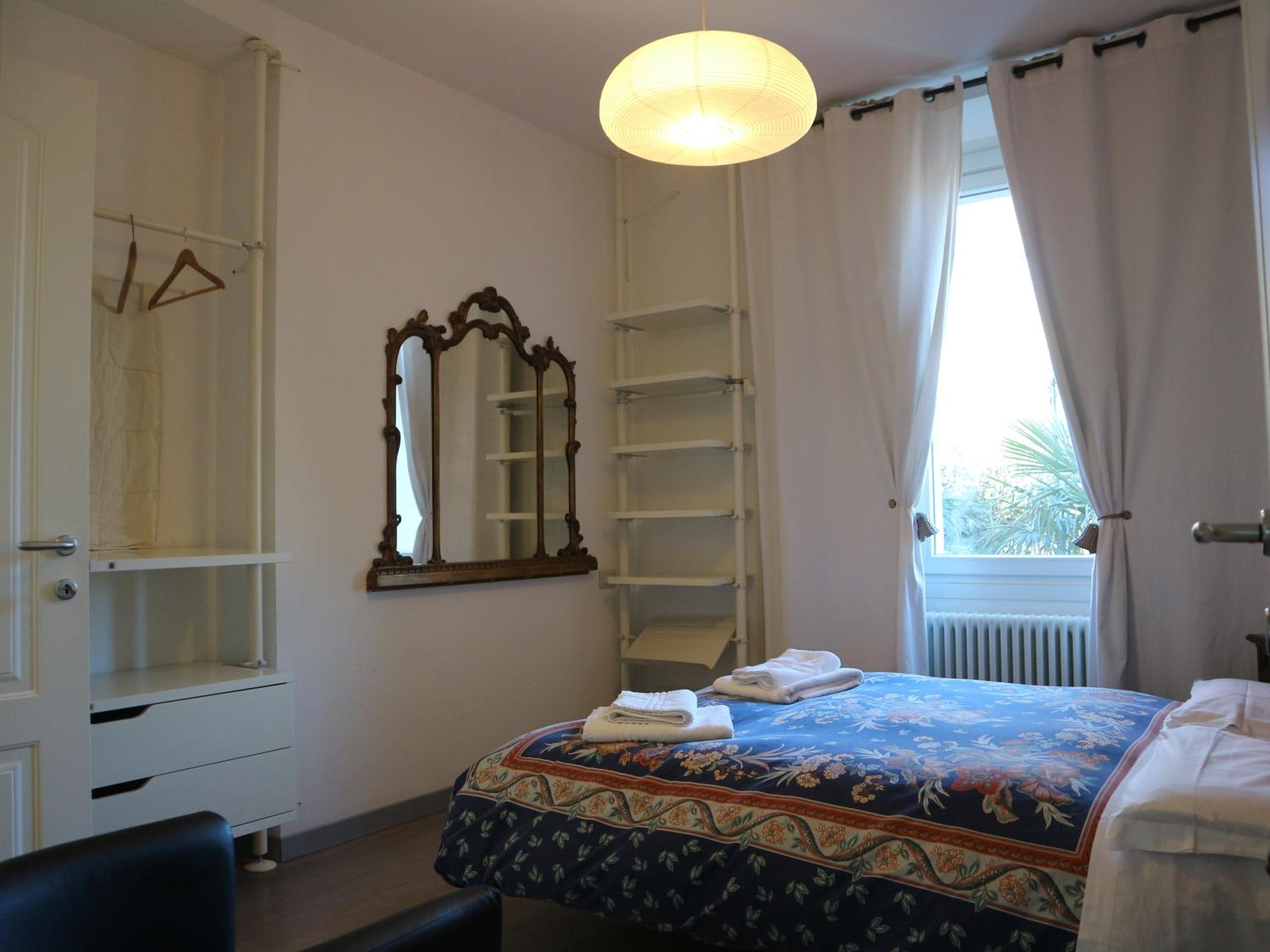 Double or Twin Room with Private Bathroom photo 3
