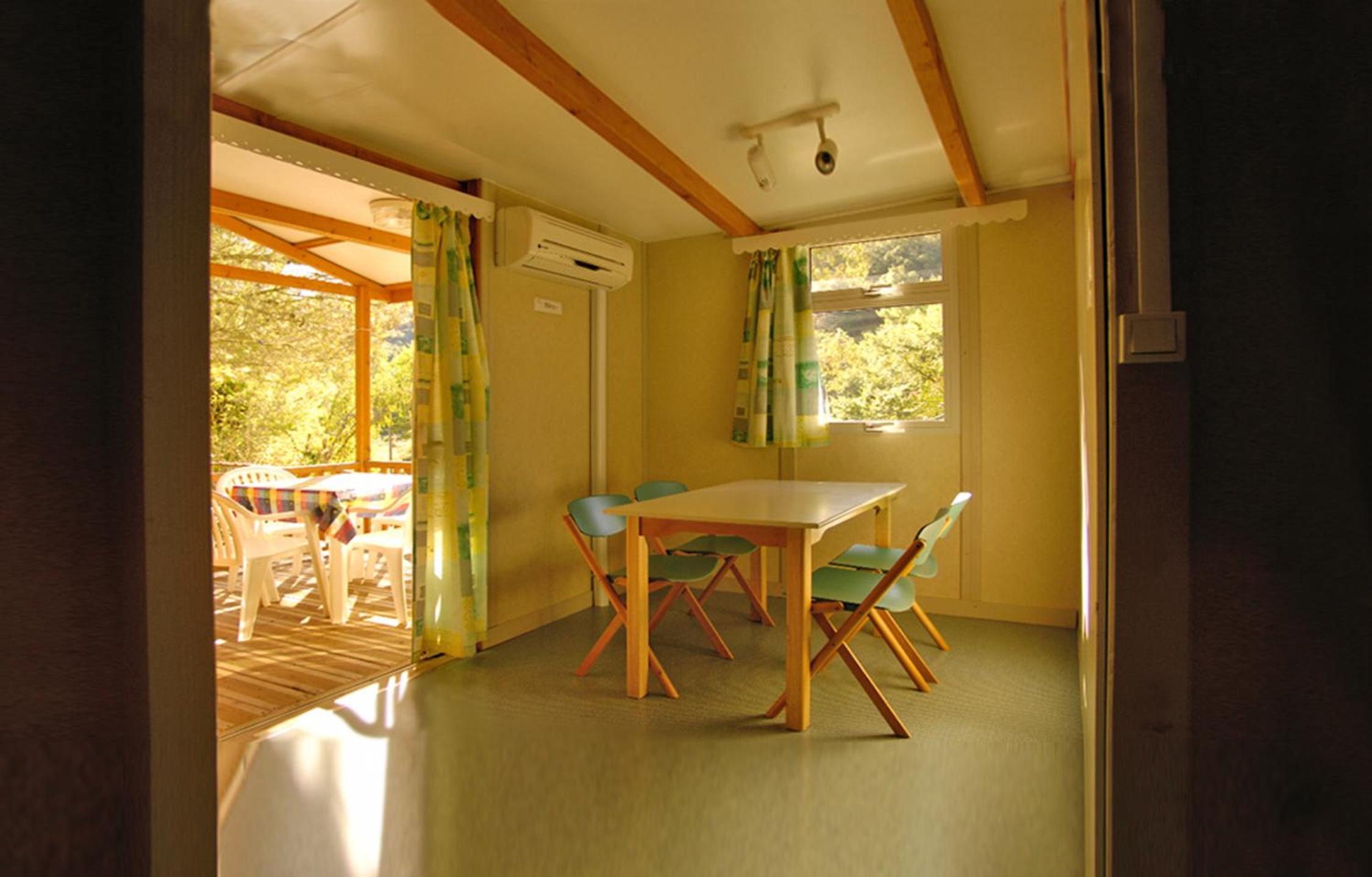 Bungalow (4 Adults) - Photo 10