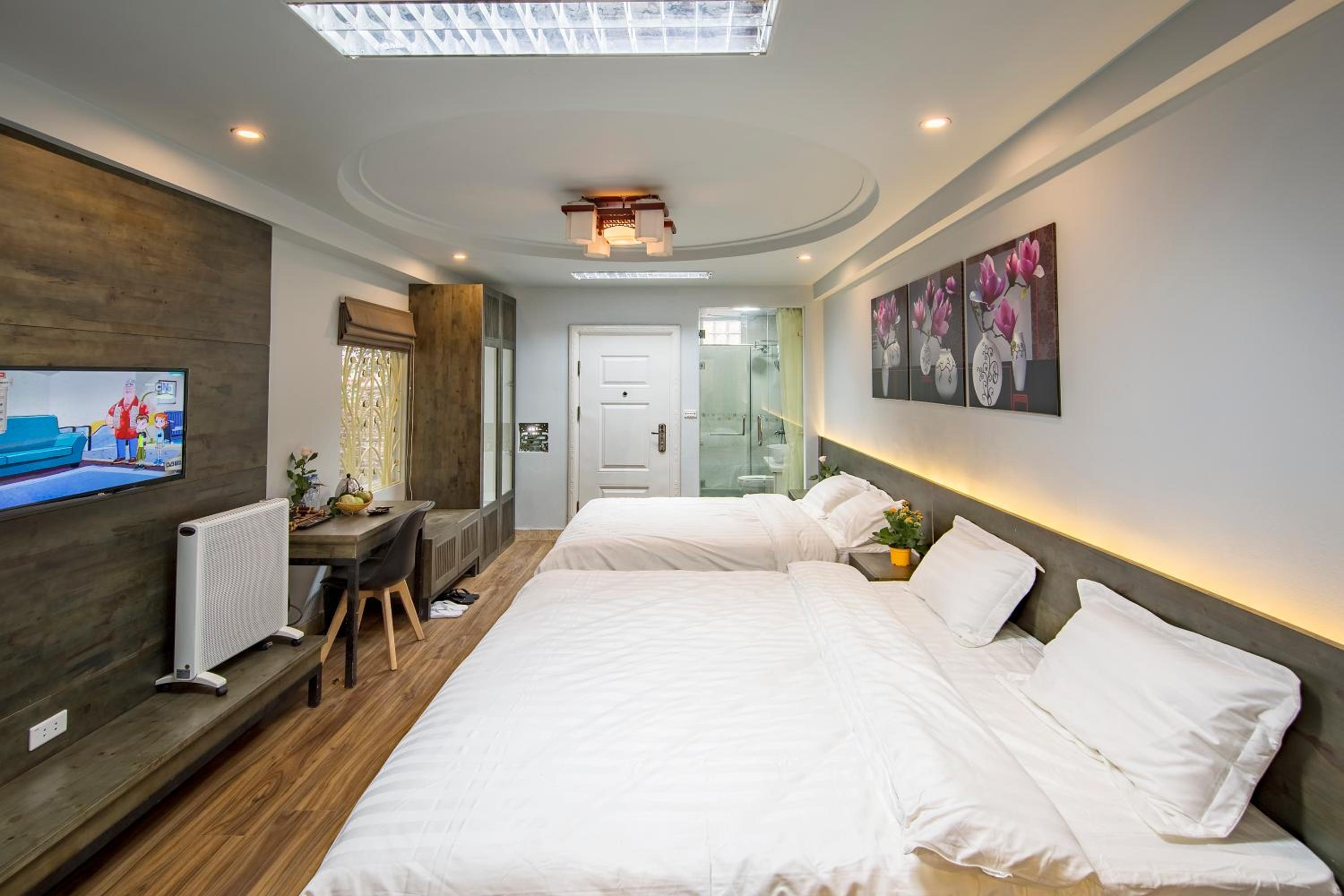 Triple Room with Balcony