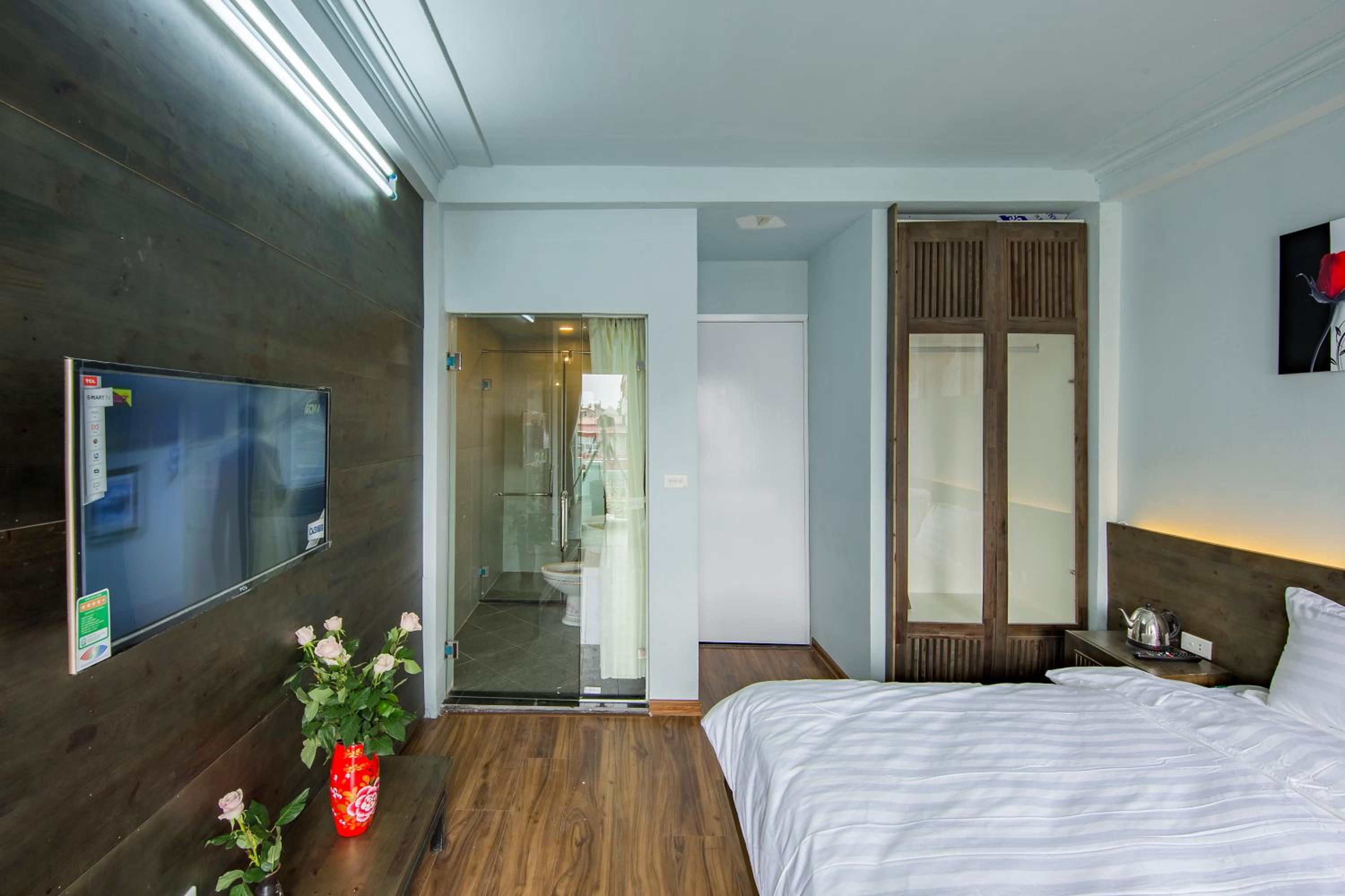 Deluxe Single Room with Balcony