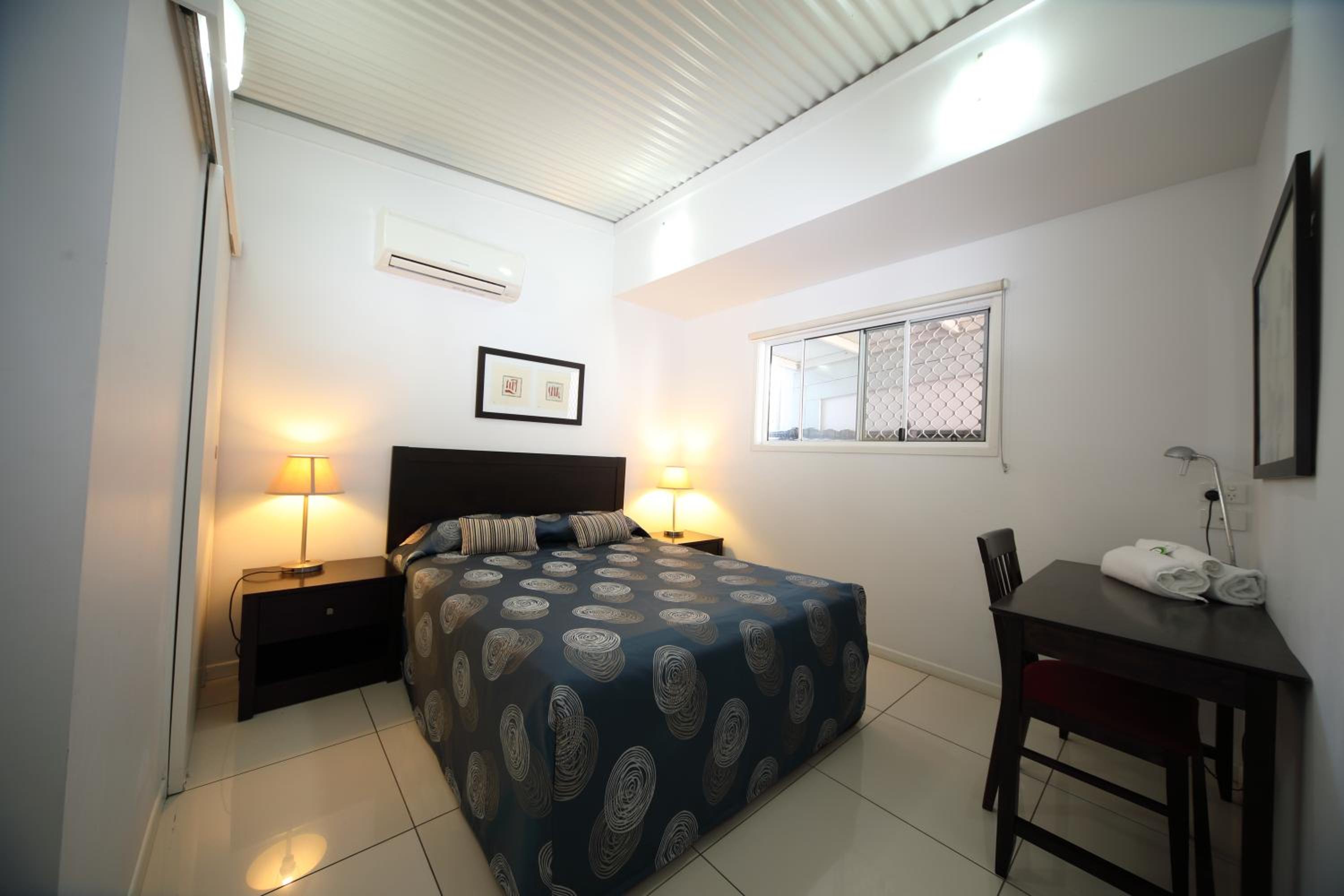 Two-Bedroom Apartment - Photo 16