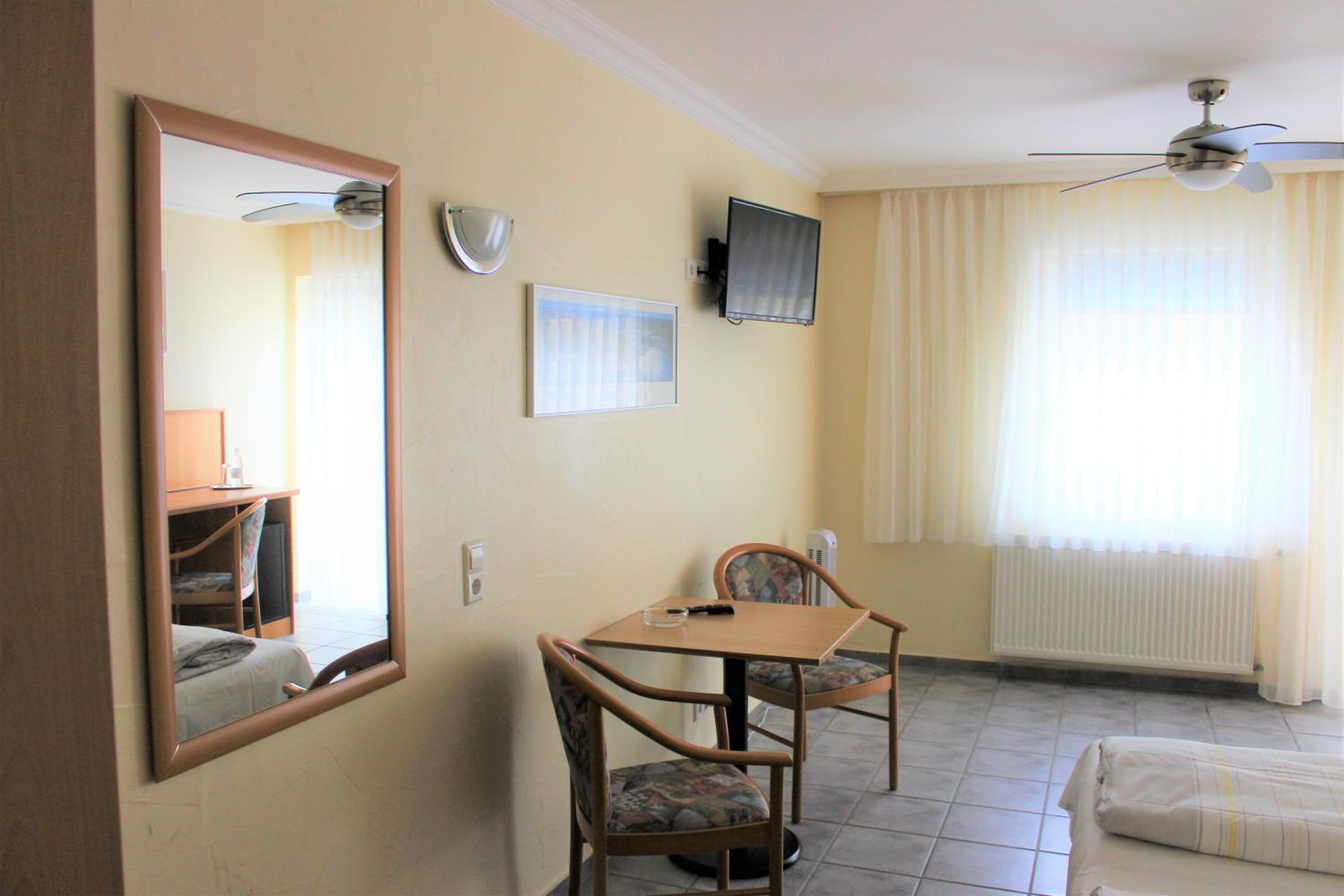 Single Room with Terrace photo 2