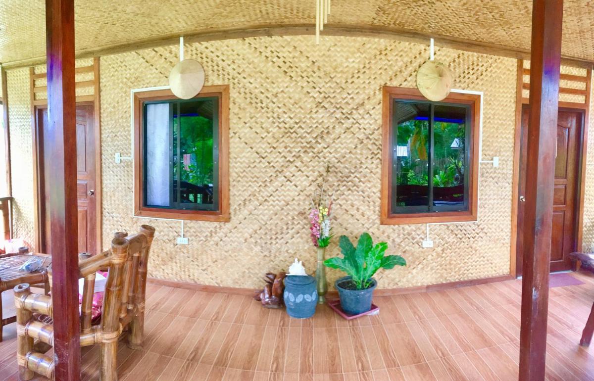 Family Room - Photo 1