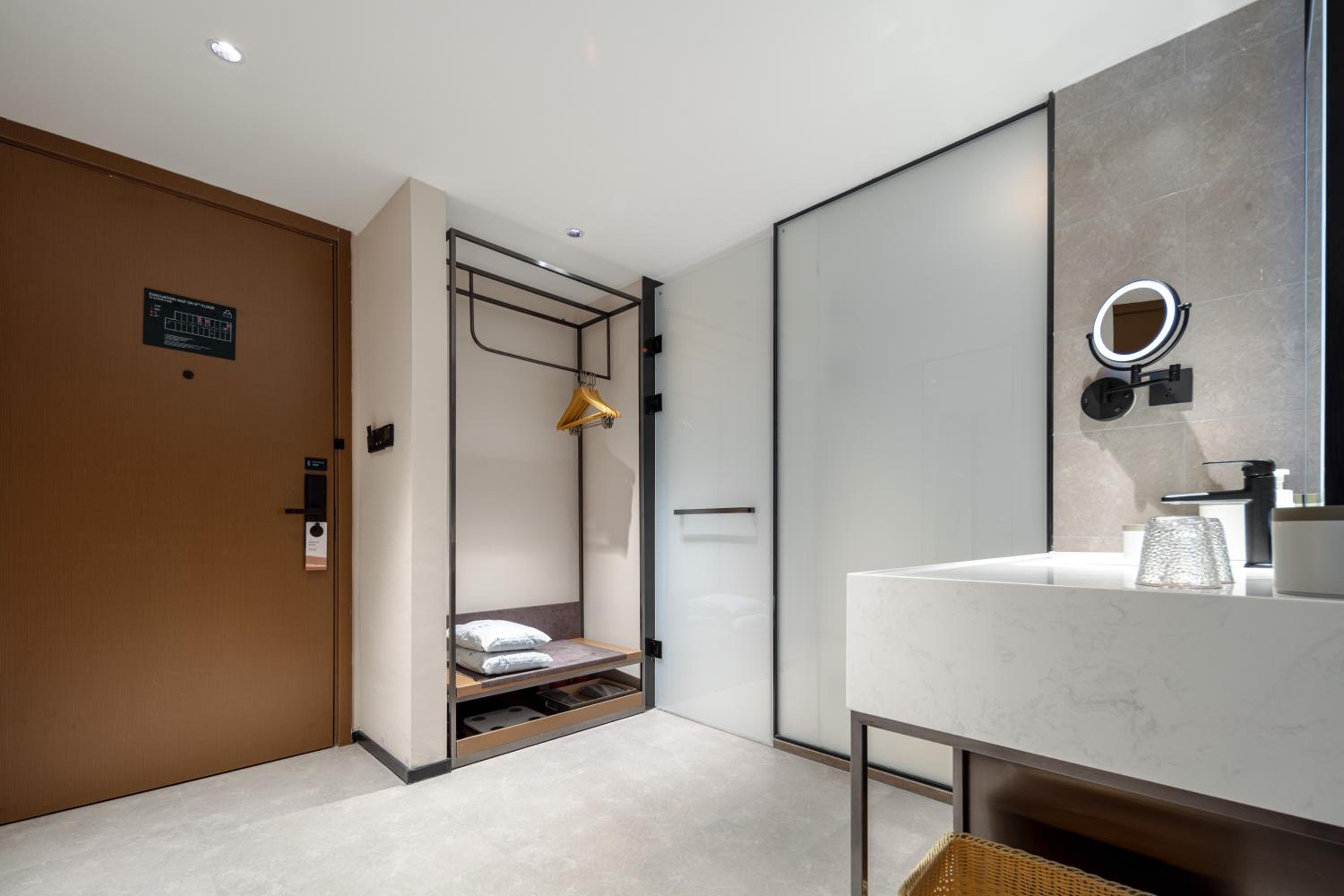 Jimu Double Room
