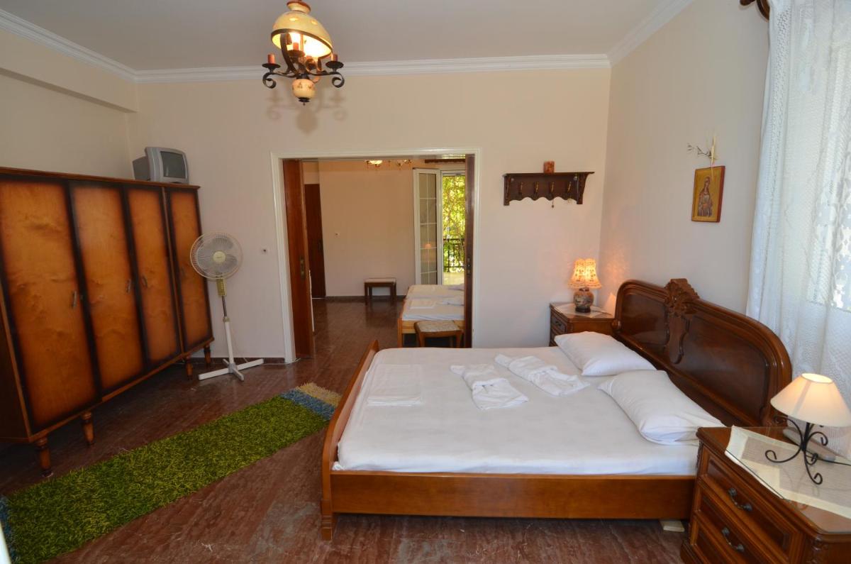 One Bedroom Apartment (4 Adults) photo 2