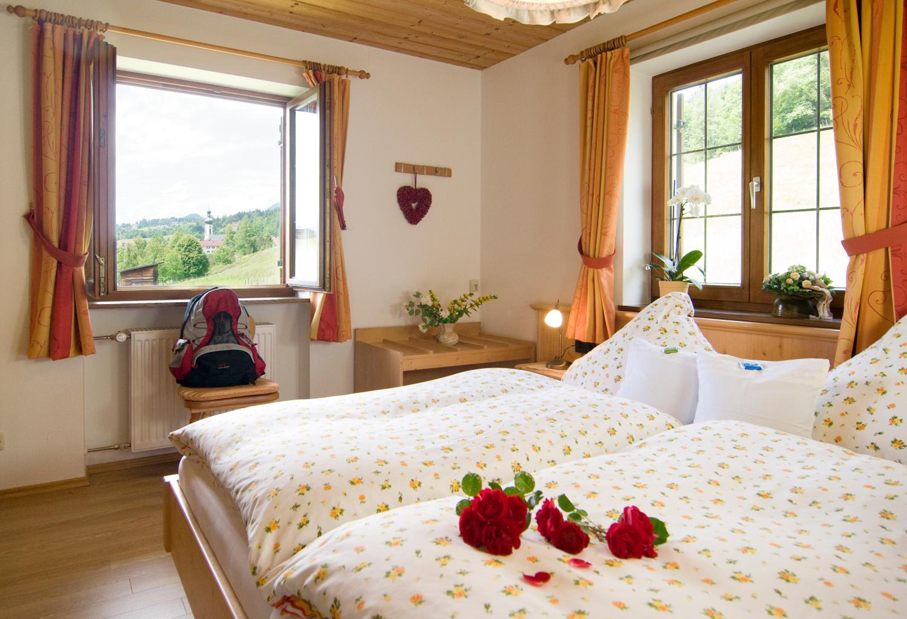 One-Bedroom Apartment with Balcony photo 1