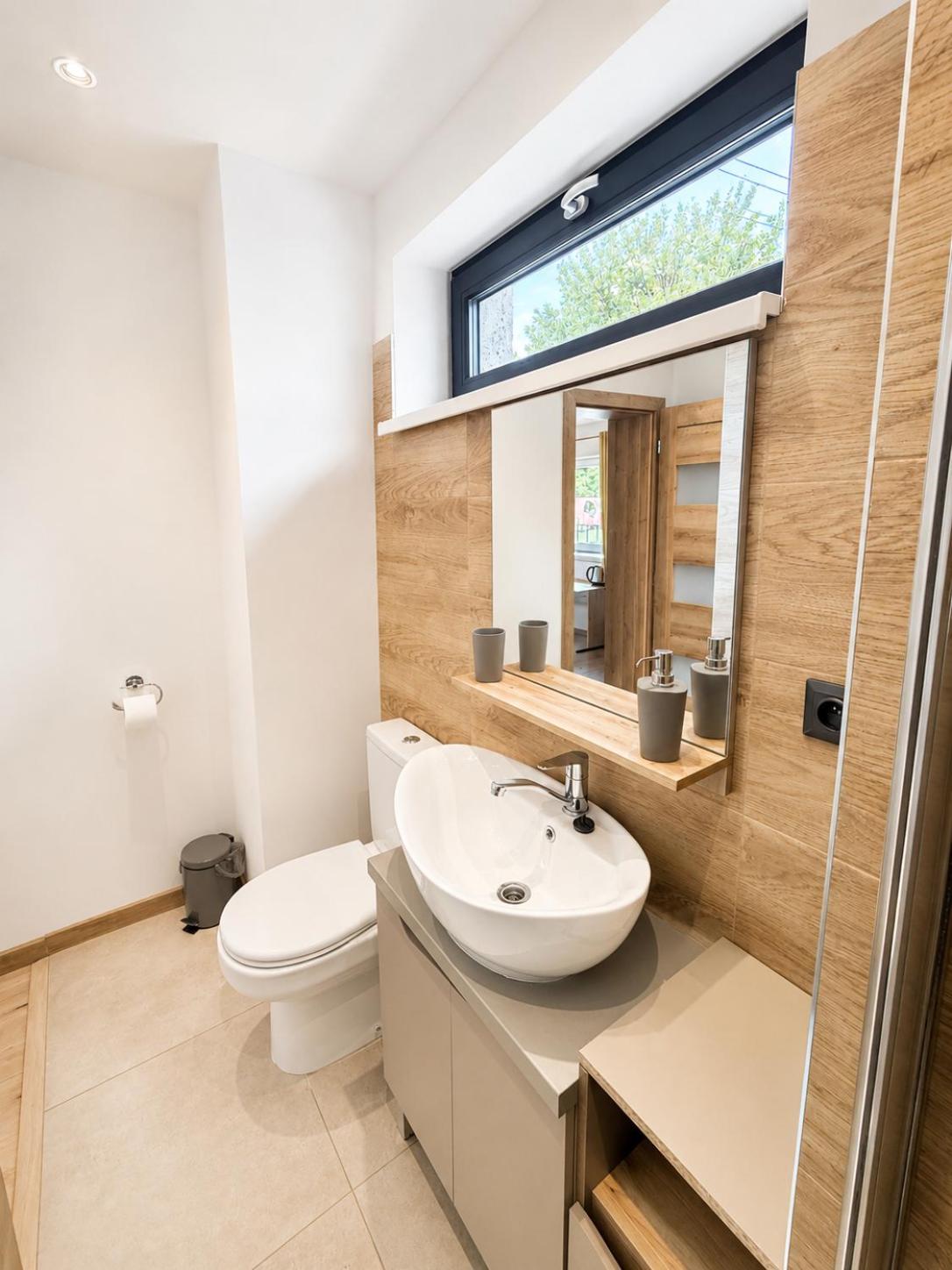 Comfort Triple Room with Shower