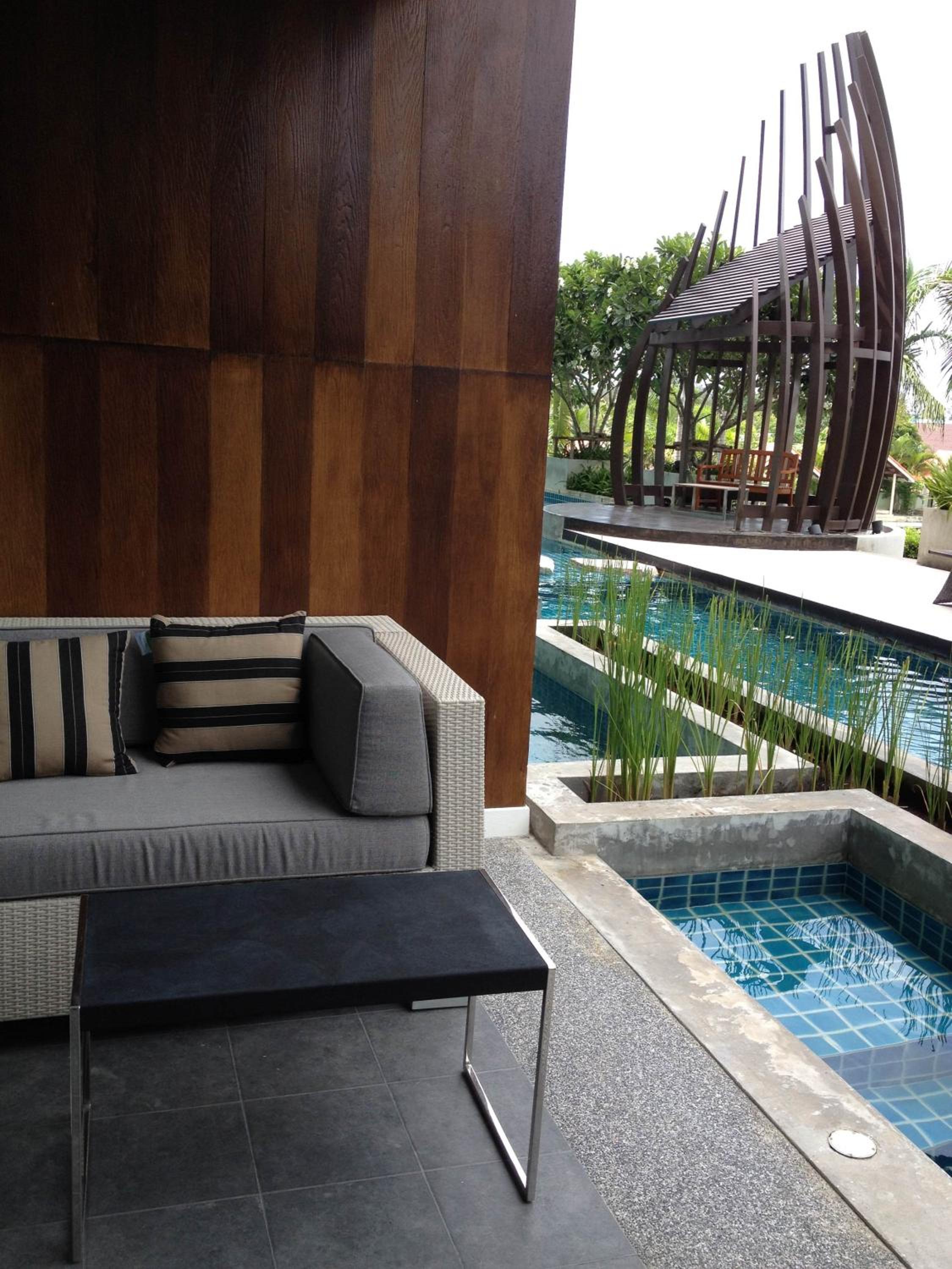 Deluxe Double Room with Pool Access - Photo 28