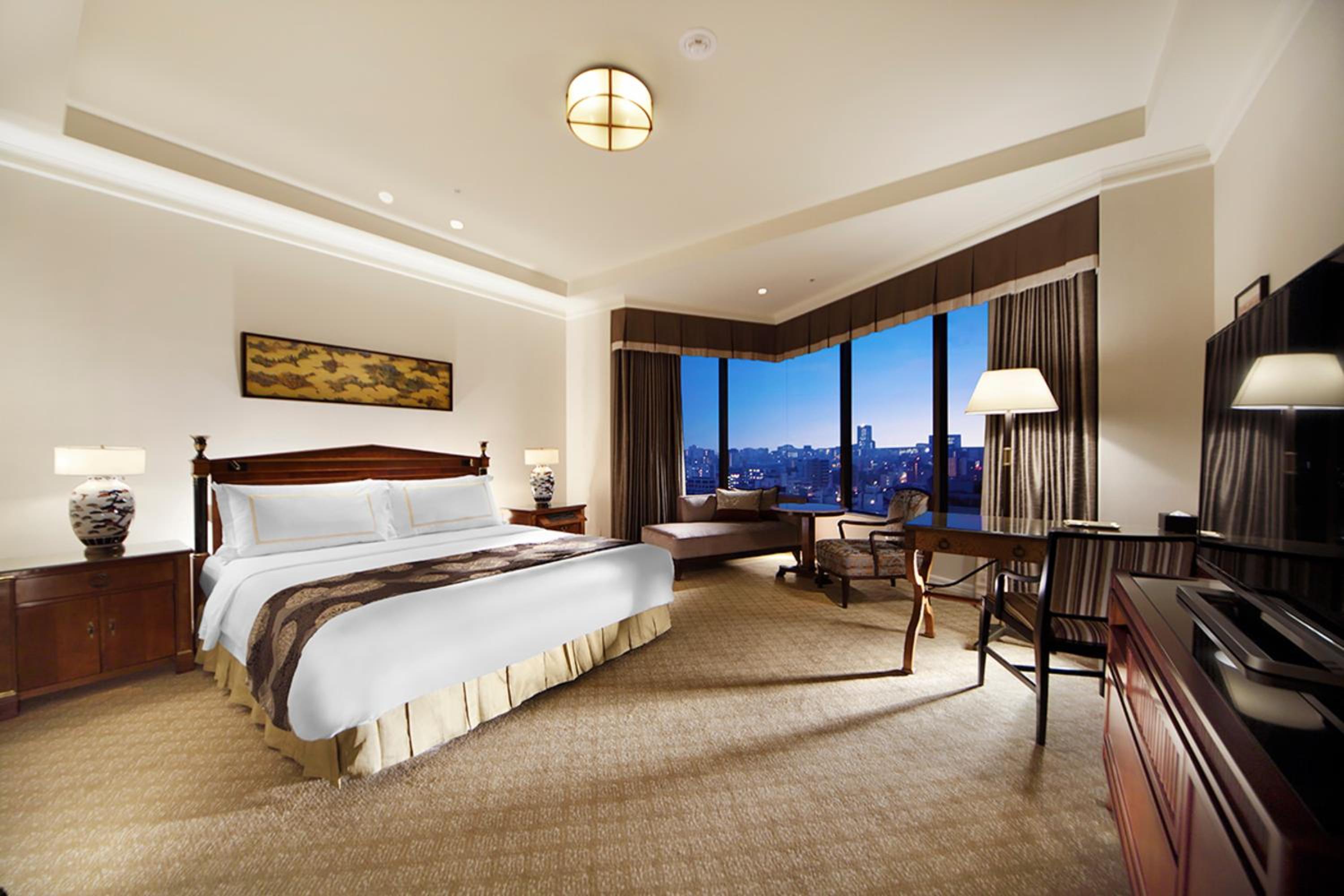 Prime Superior King Room with City View and Spa Access