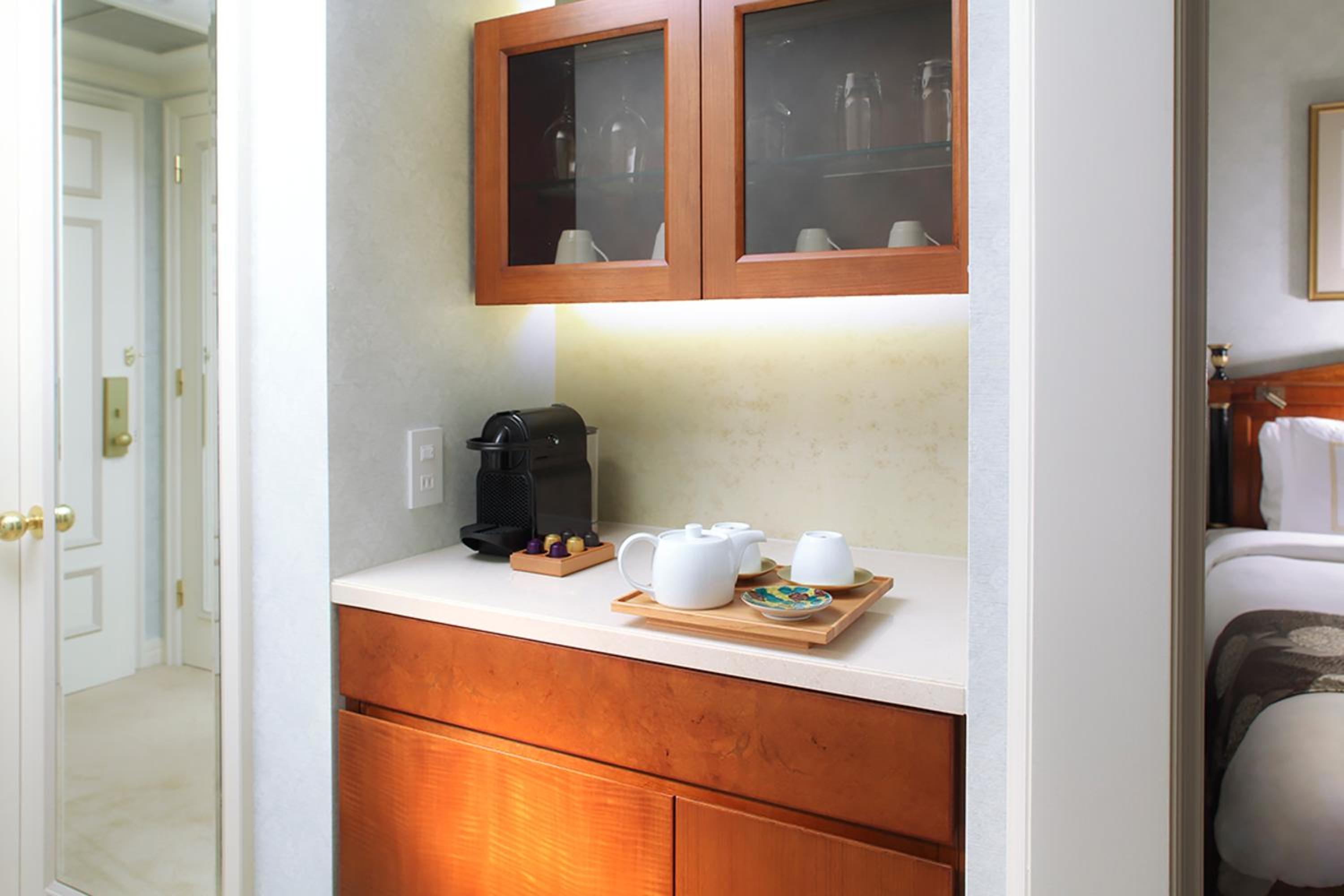 Prime Superior King Room with City View and Spa Access