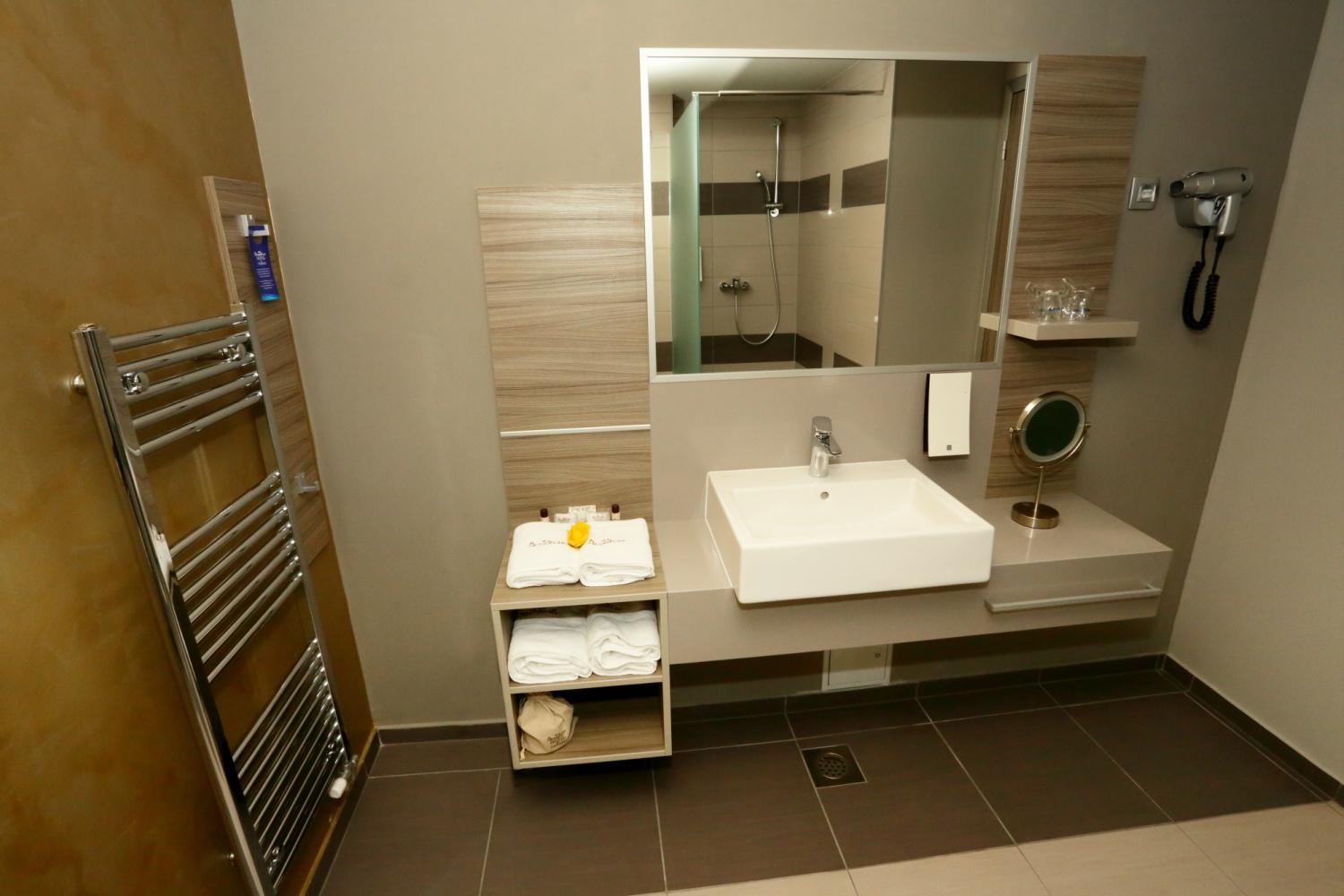 Double Room with Extra Bed - Photo 3