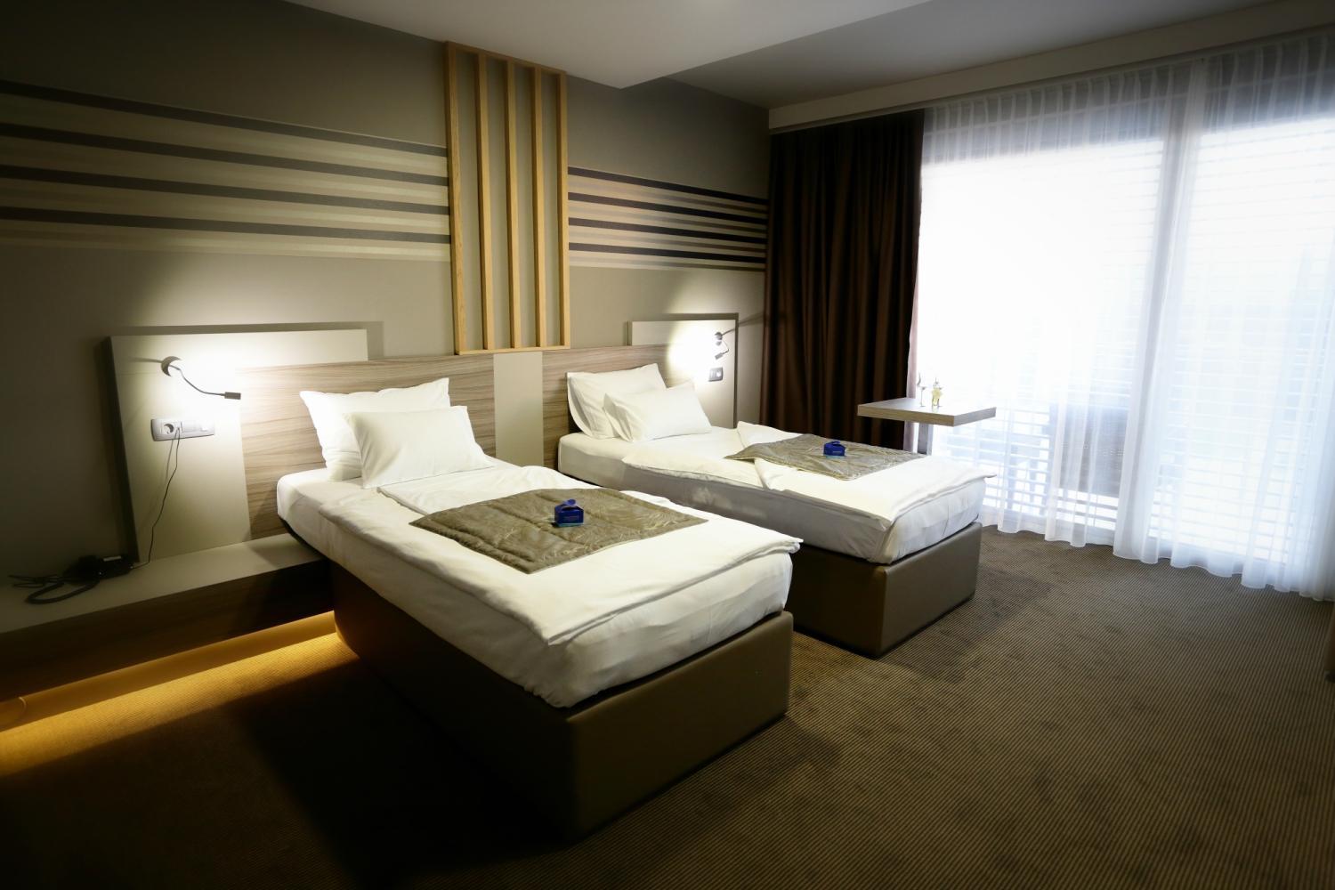 Double Room with Balcony - Photo 1