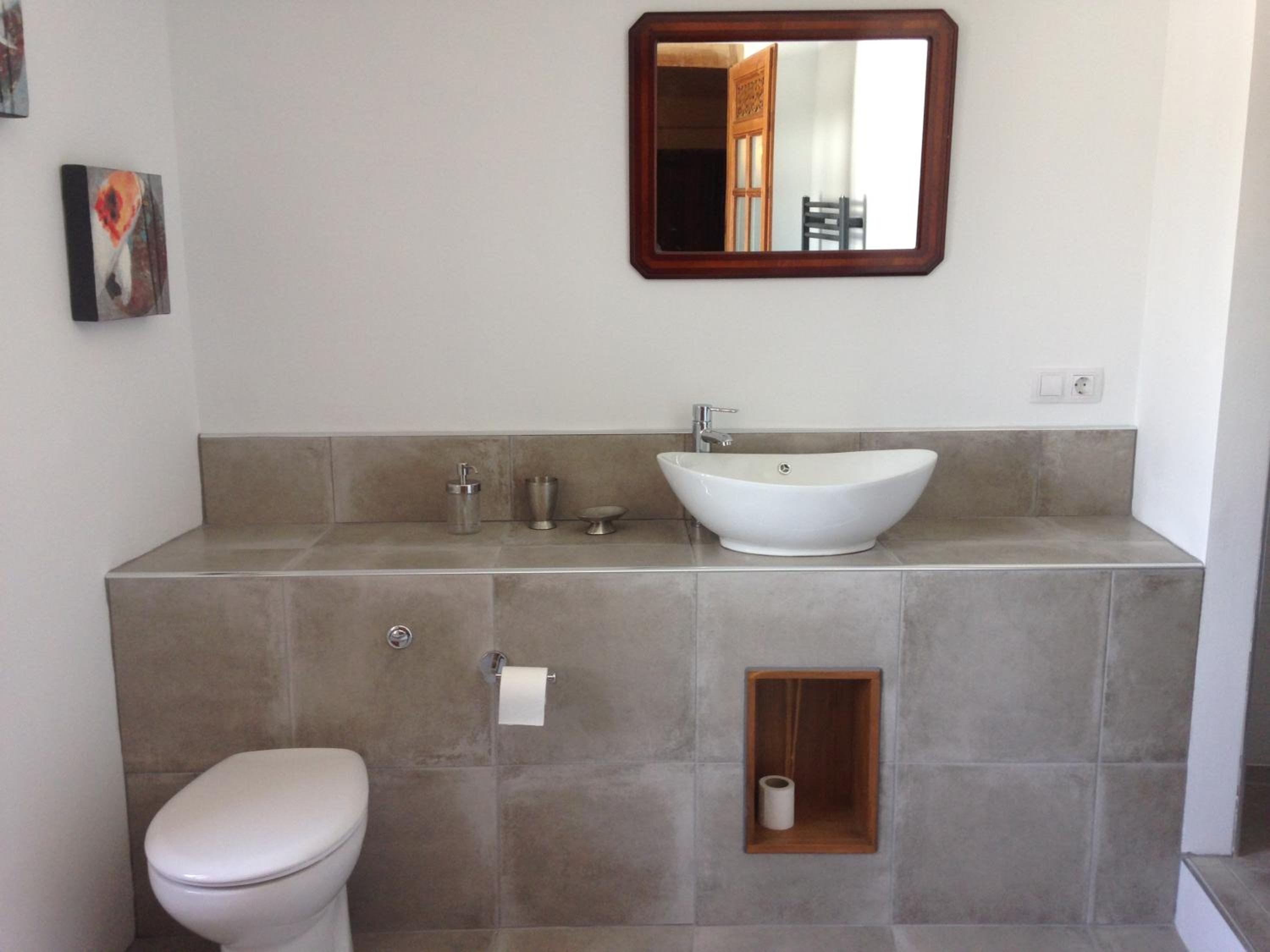 Double Room with Balcony - Photo 2