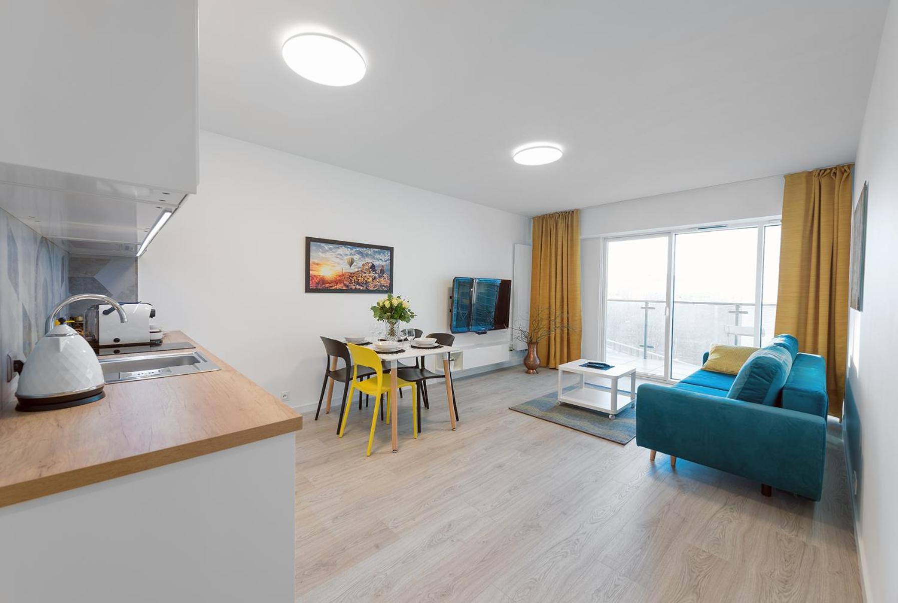 Deluxe Apartment with Terrace
