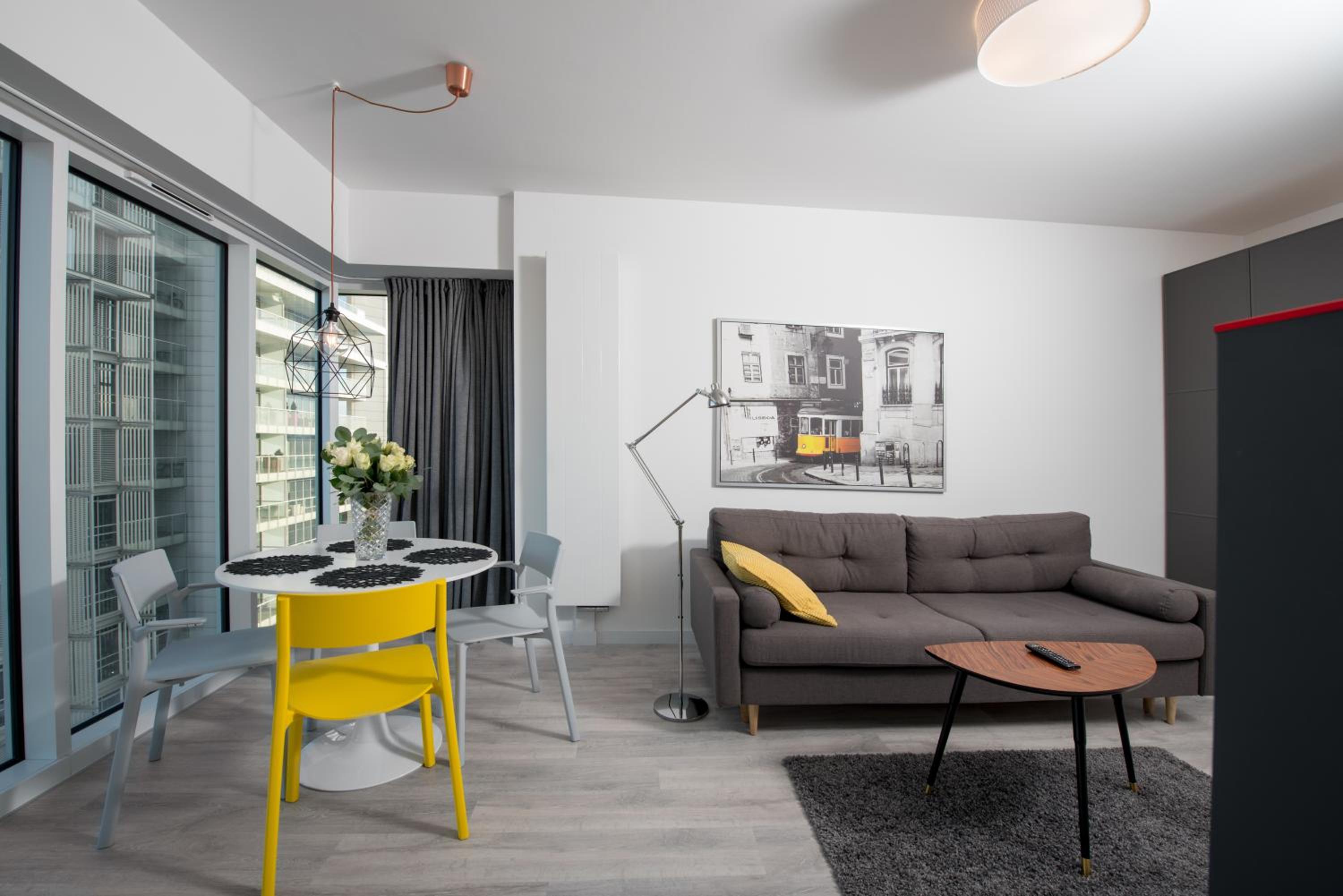 Studio Apartment with Balcony