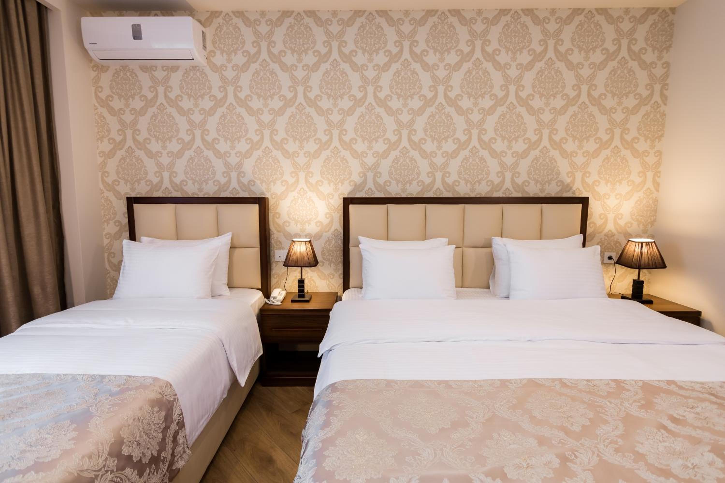 Triple Room with Balcony photo 2