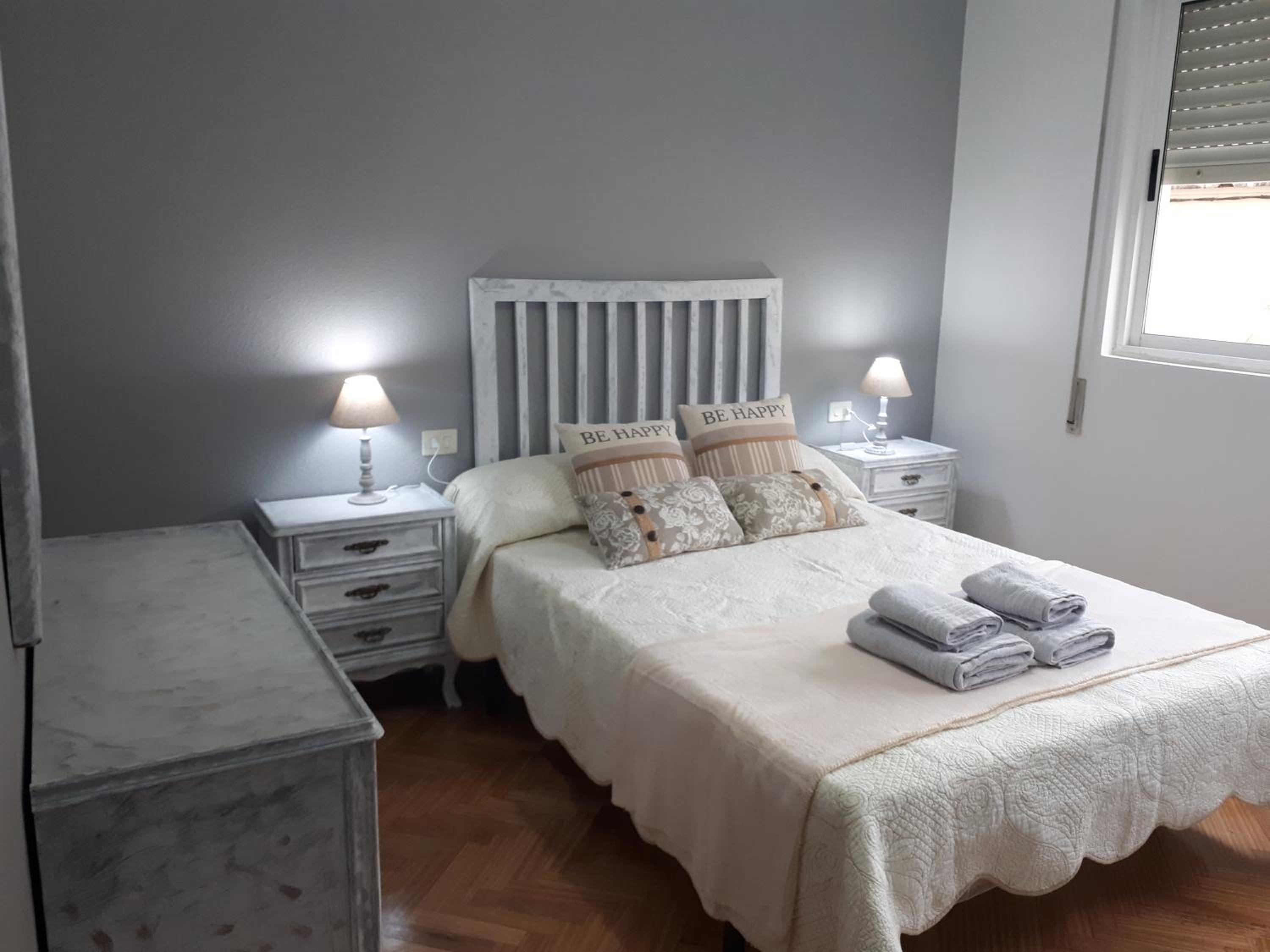 Three-Bedroom Apartment photo 2