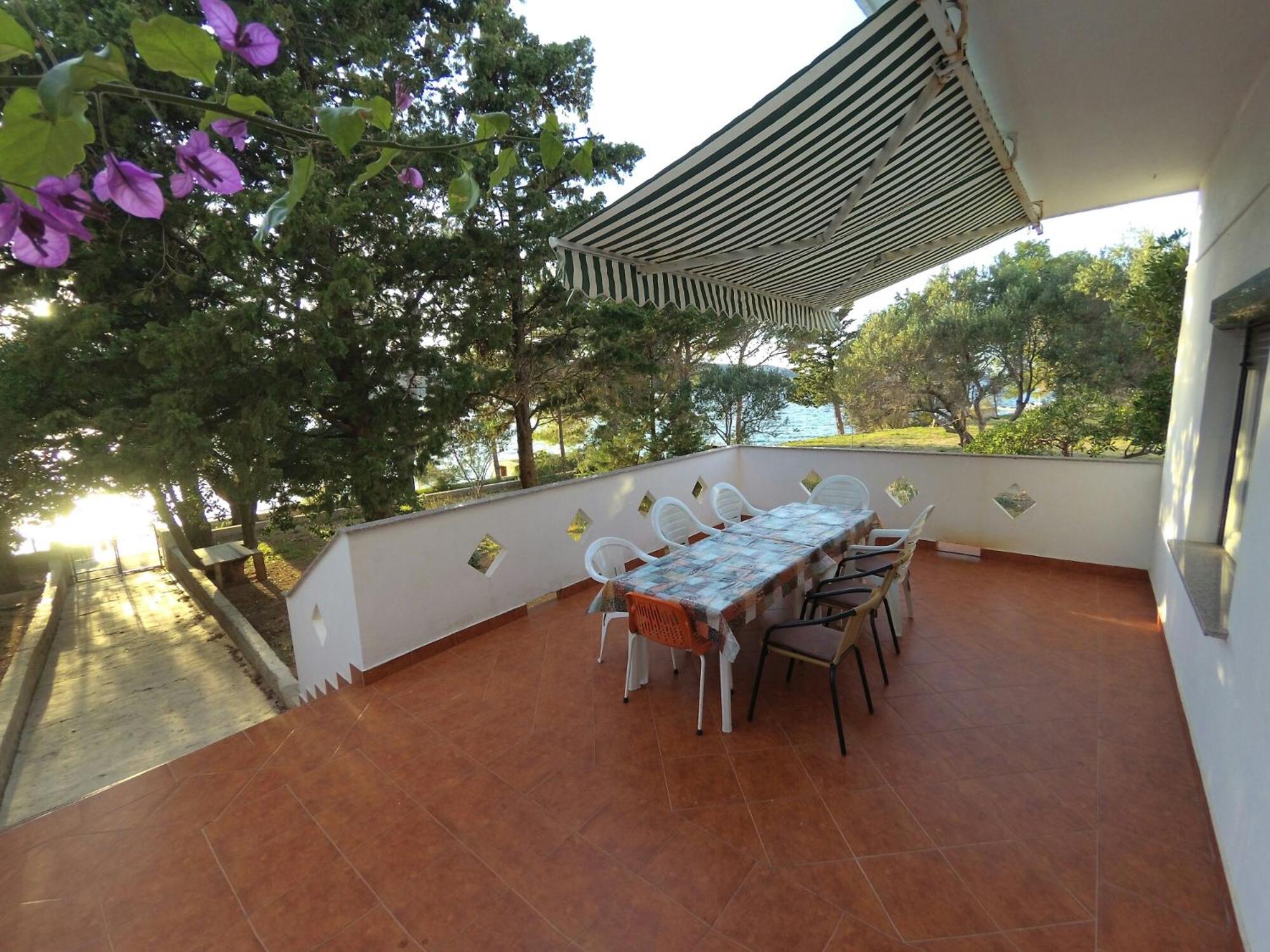 Apartment with Sea View photo 2
