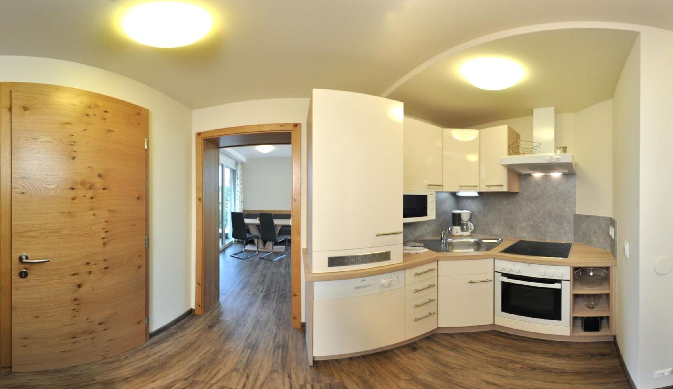 One-Bedroom Apartment with Balcony photo 3