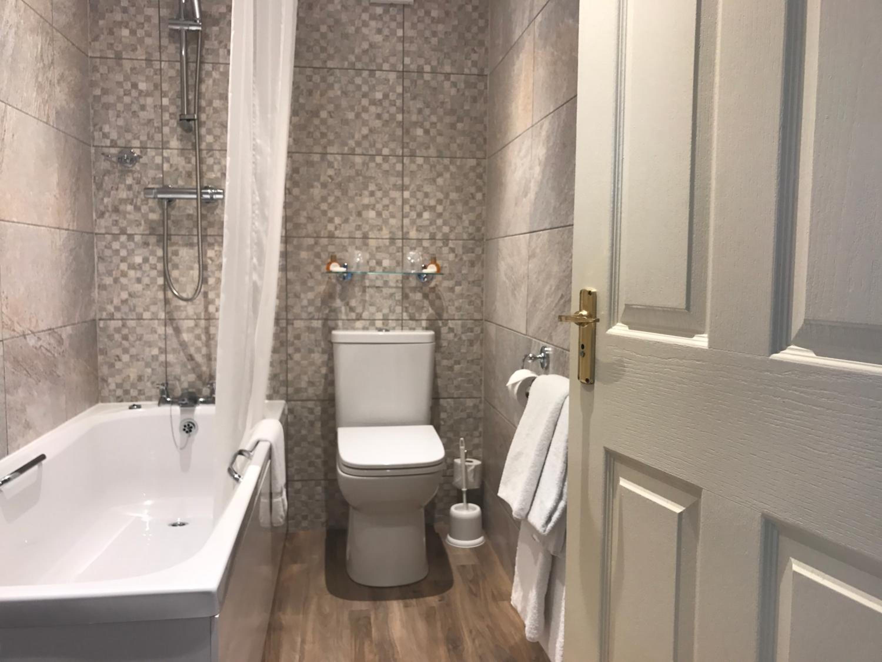 Twin Guest Room - Photo 6