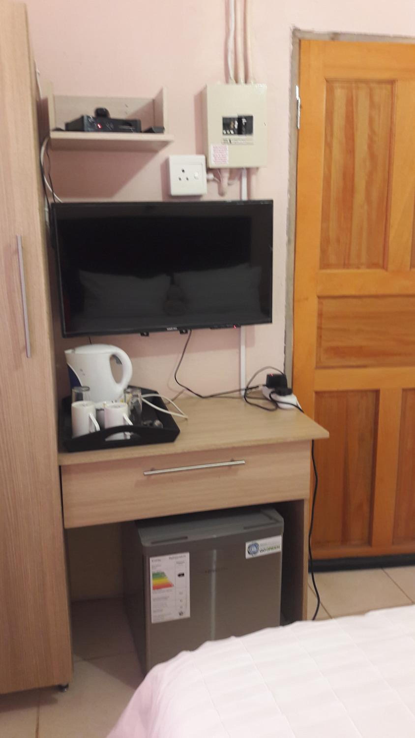 Budget Double Room photo 1