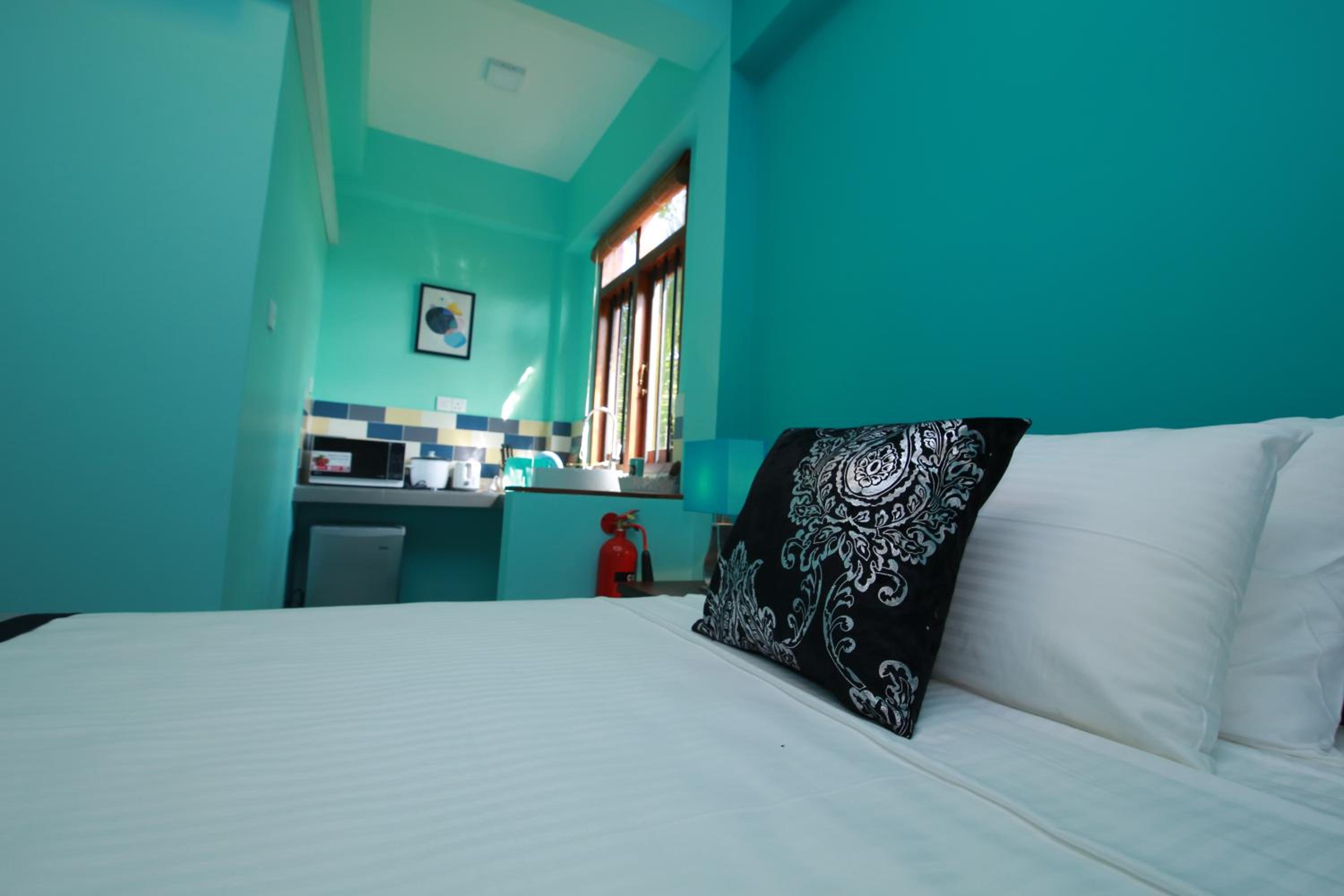 Deluxe Double Room with Balcony photo 1