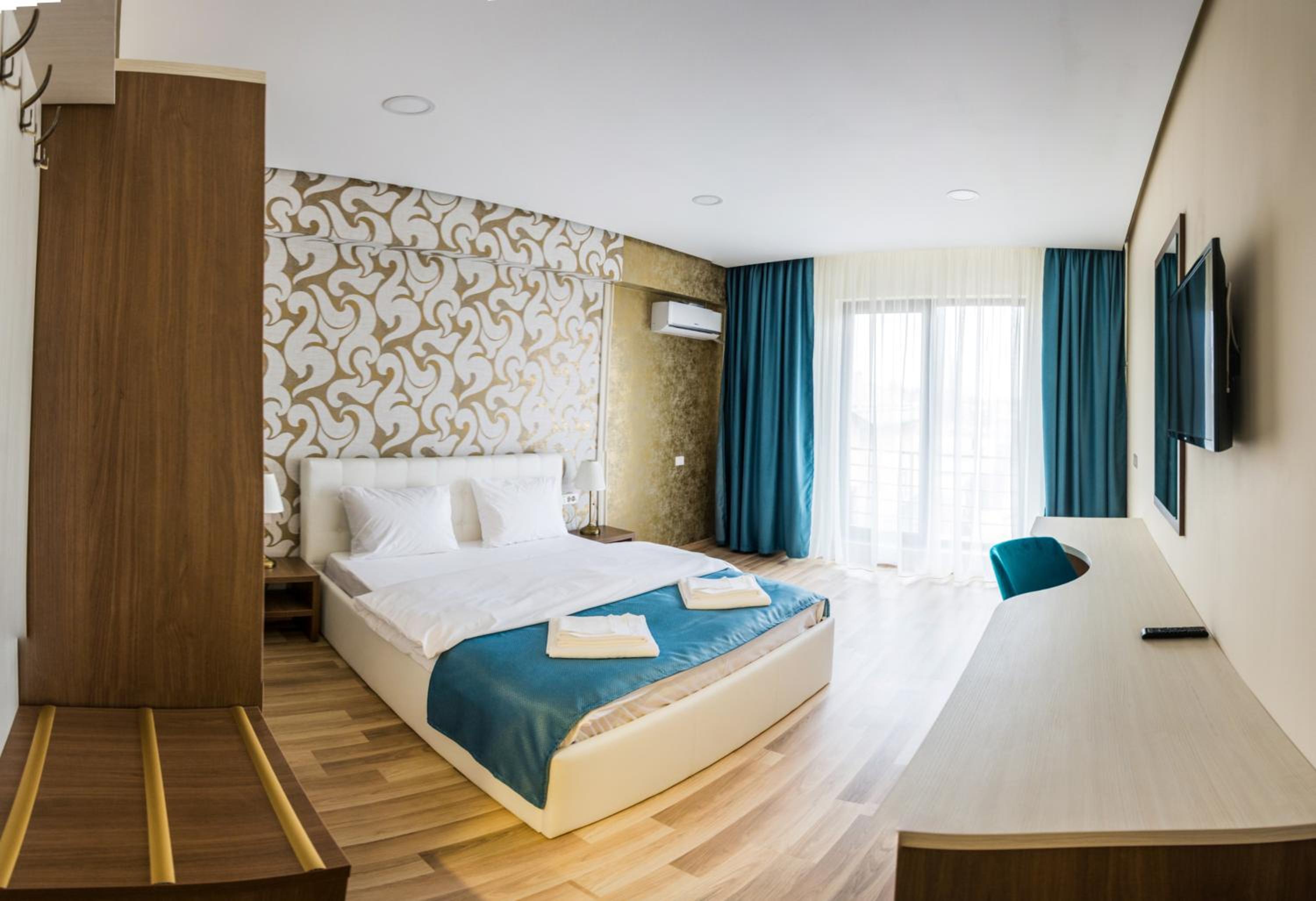Deluxe Double Room photo 3