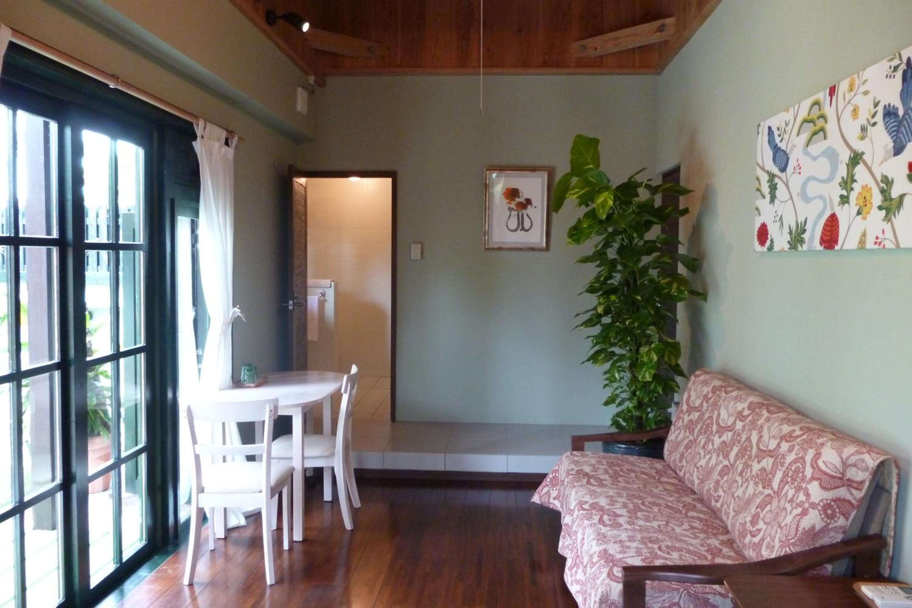 One-Bedroom Suite photo 2